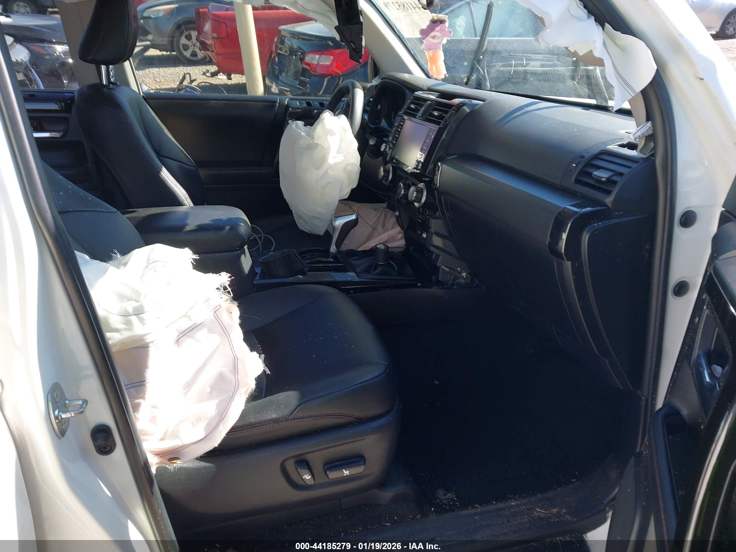 TOYOTA 4RUNNER image 5