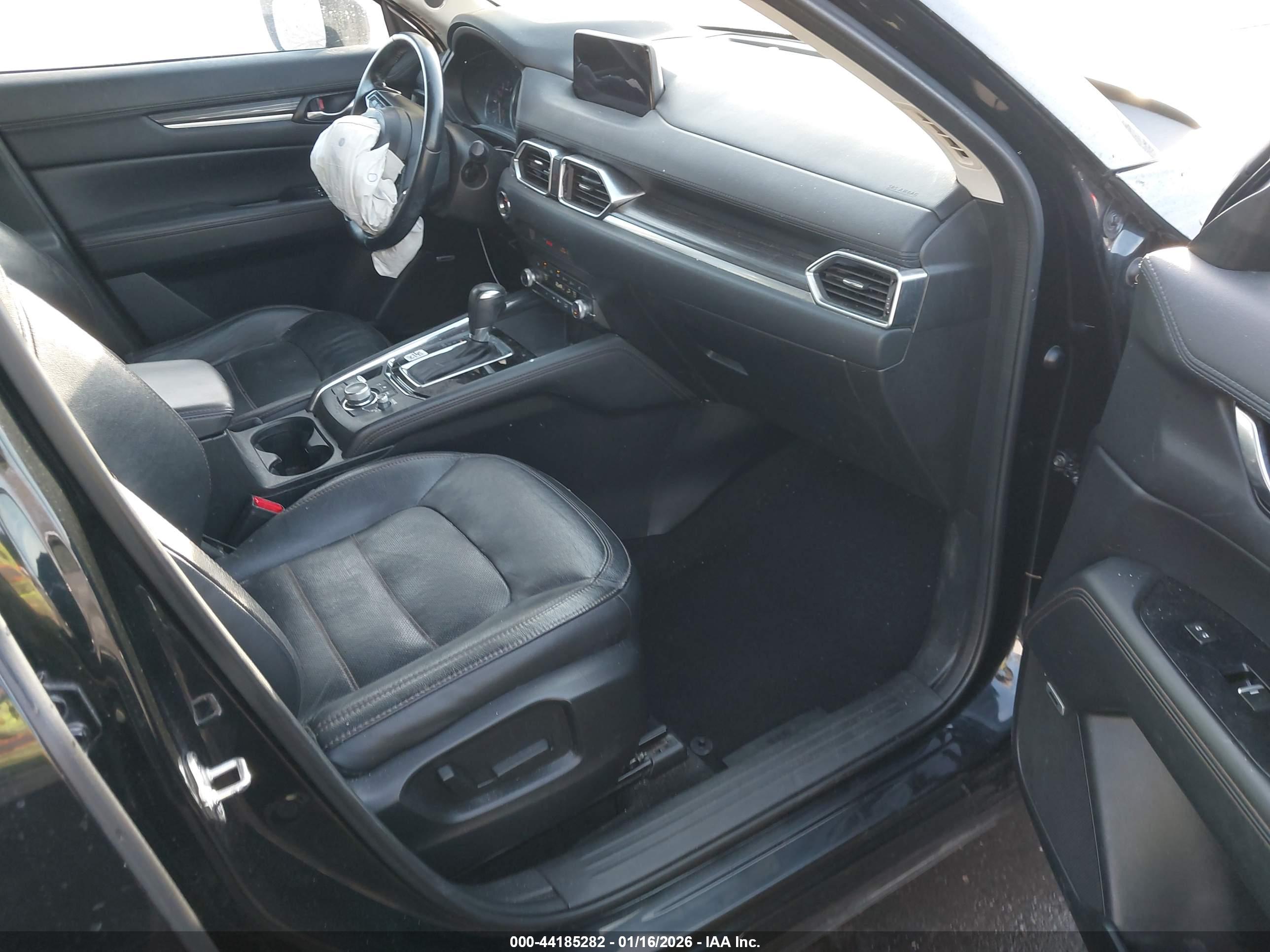 MAZDA CX-5 image 5