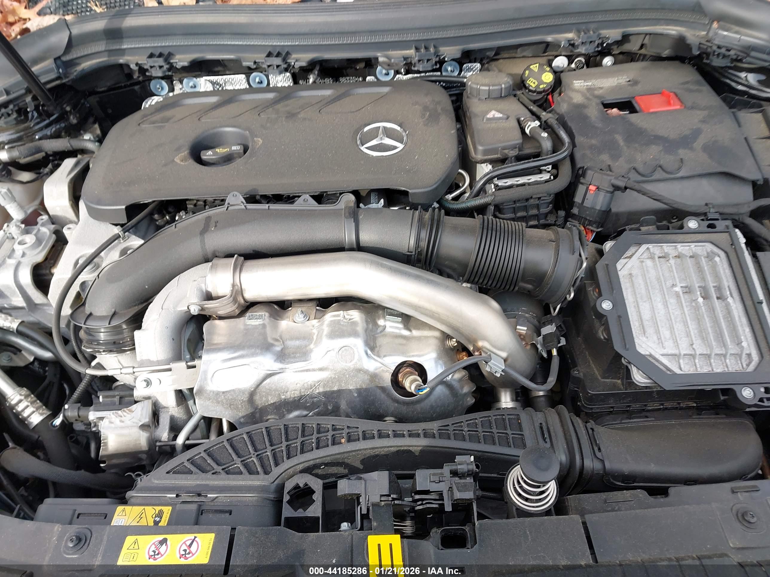 MERCEDES-BENZ GLA image 10