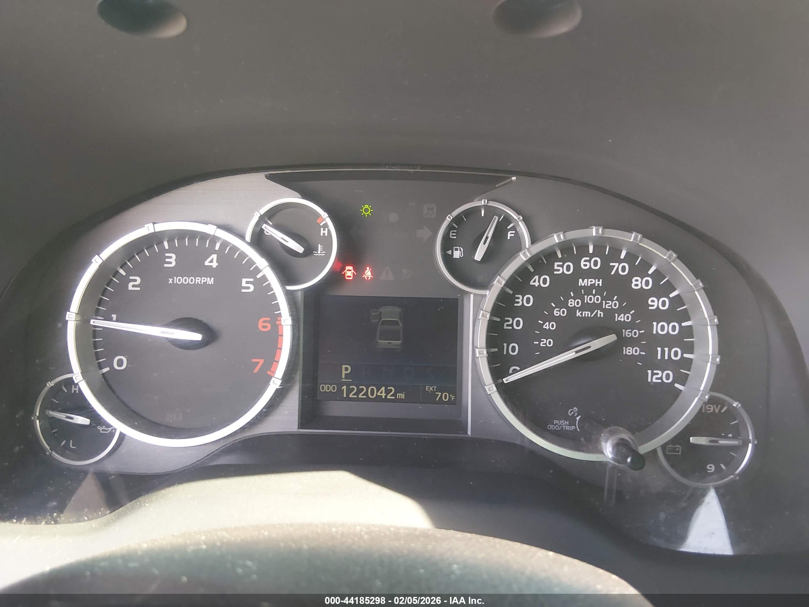 TOYOTA TUNDRA image 7