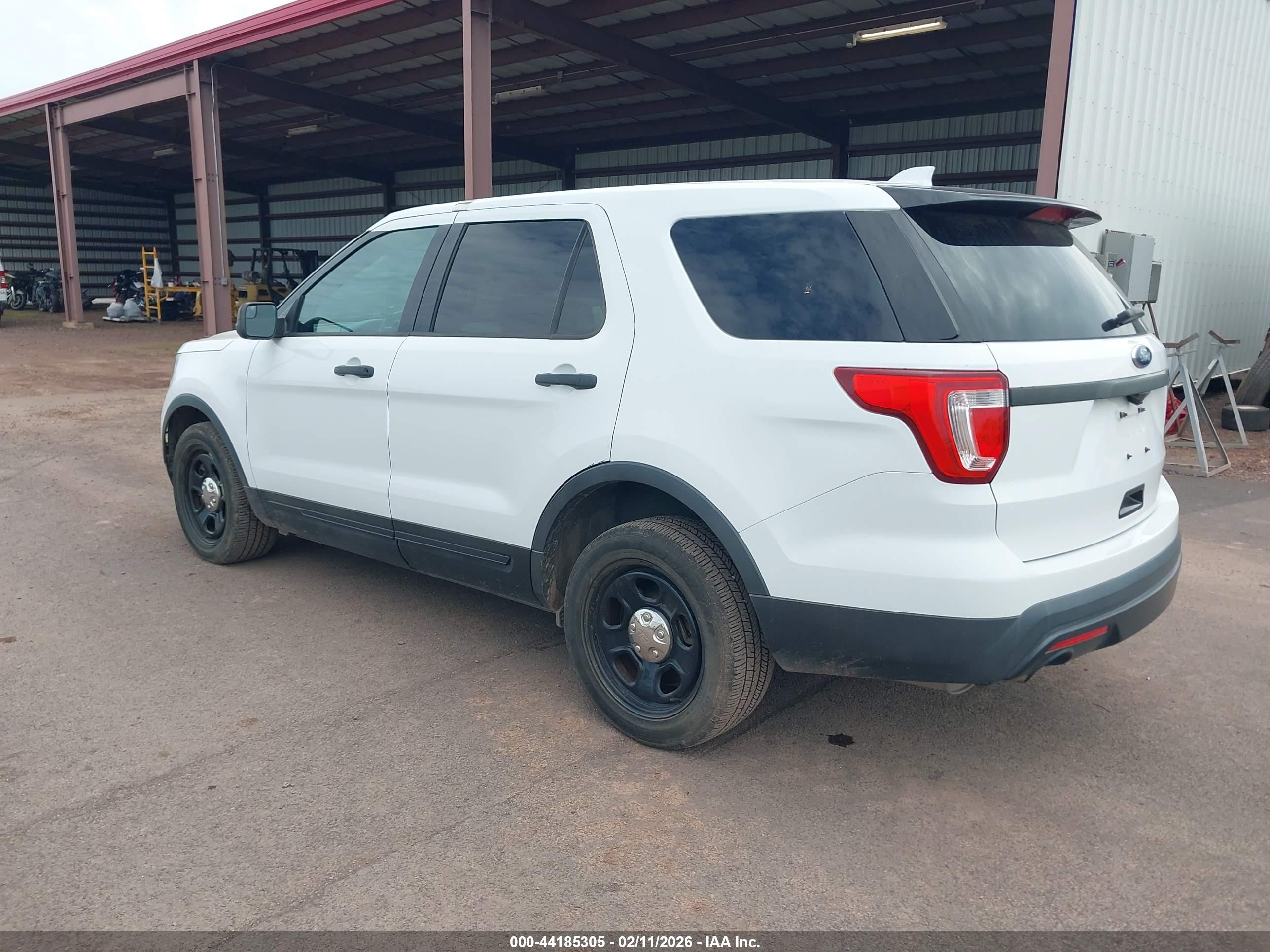 FORD UTILITY image 3