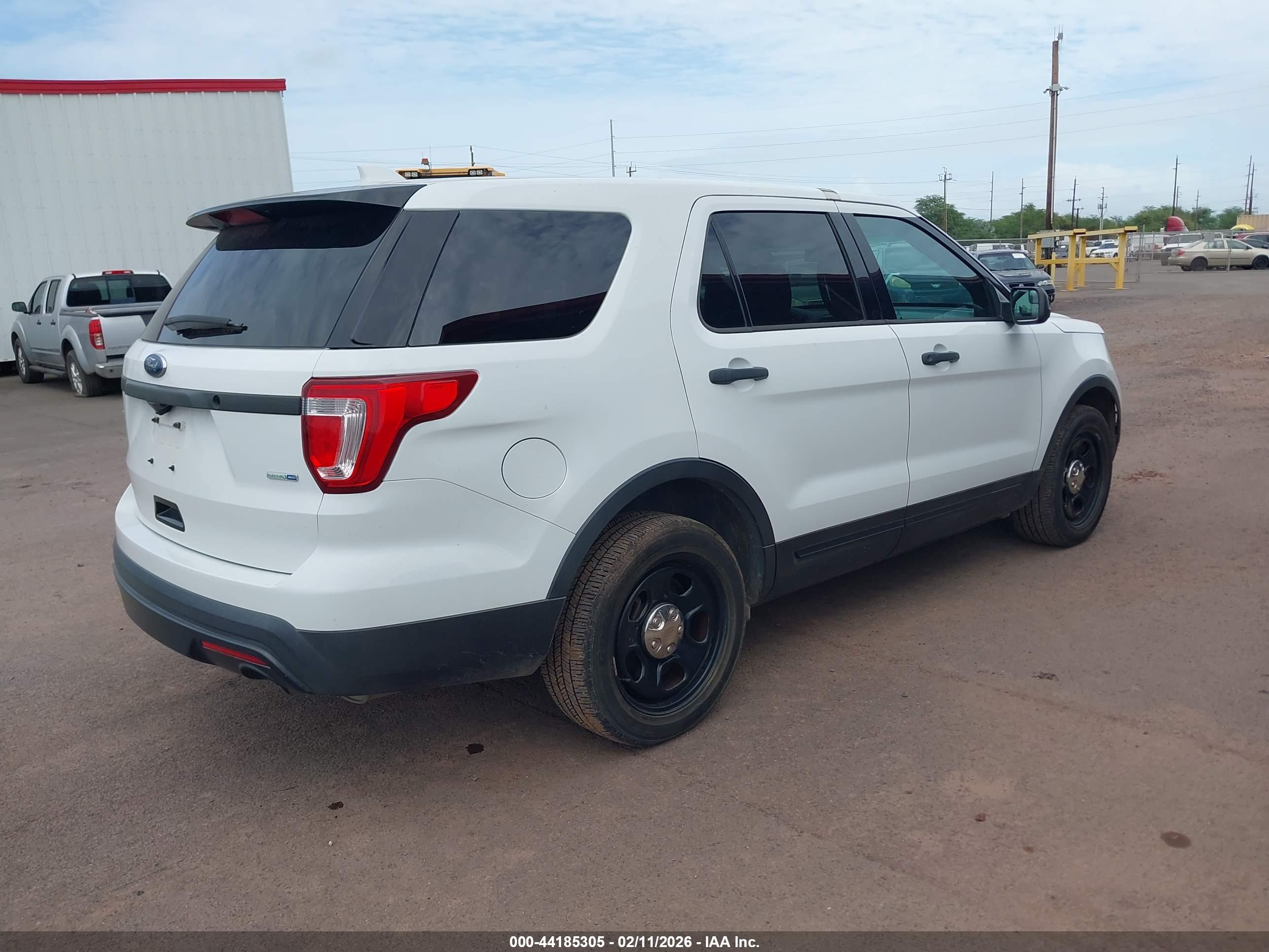 FORD UTILITY image 4