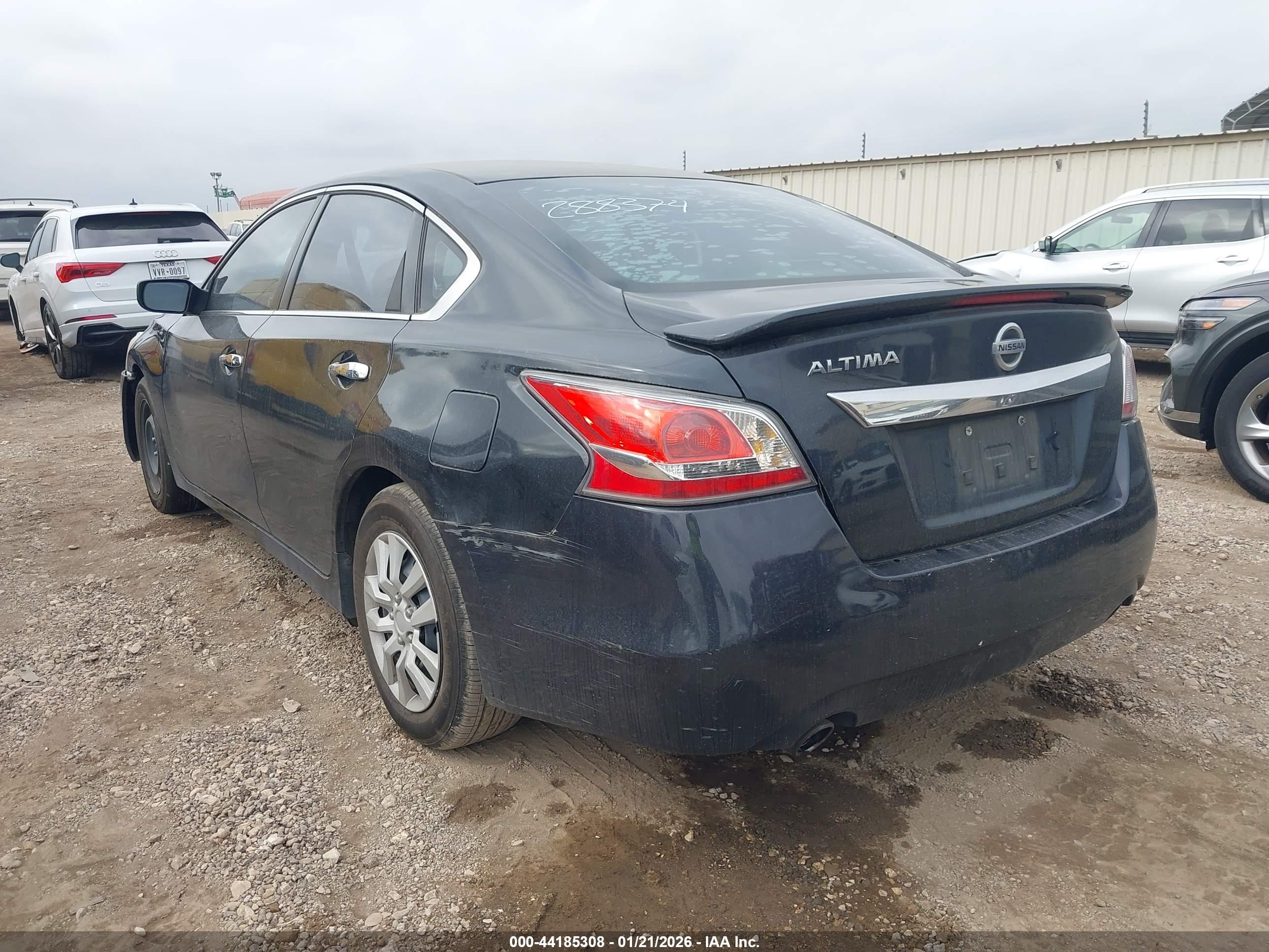 NISSAN ALTIMA image 3