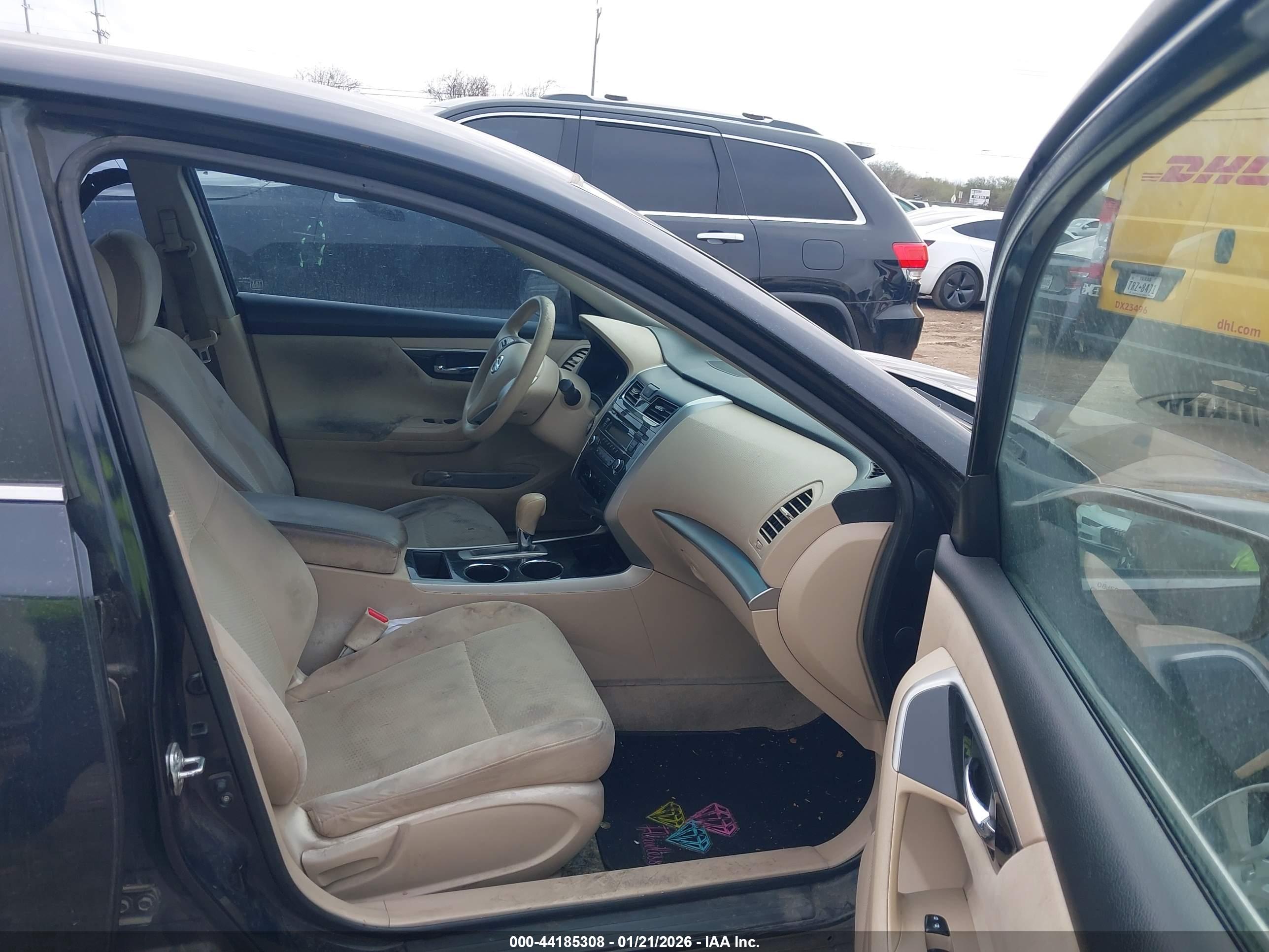 NISSAN ALTIMA image 5