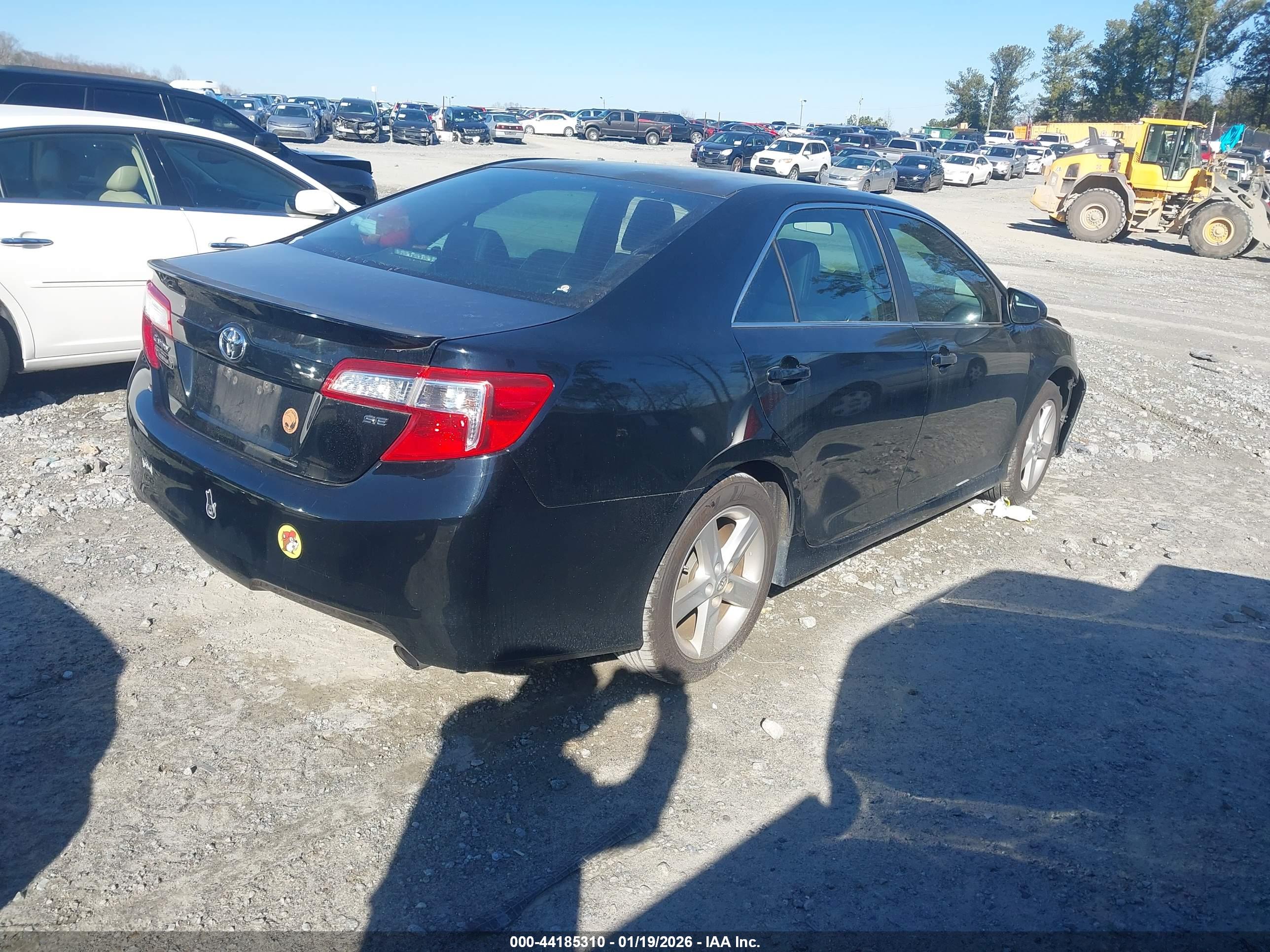 TOYOTA CAMRY image 4