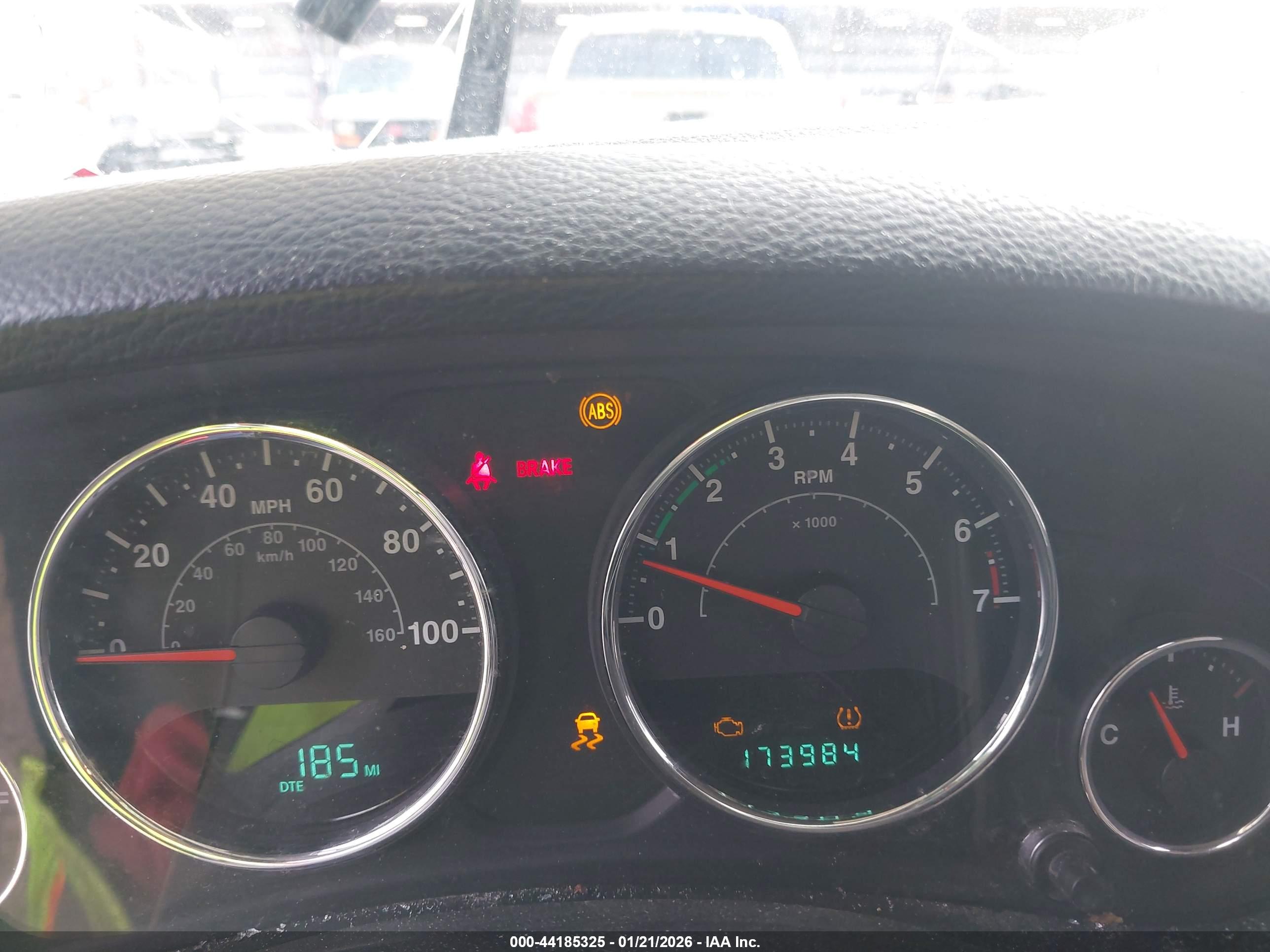 JEEP WRANGLER image 7