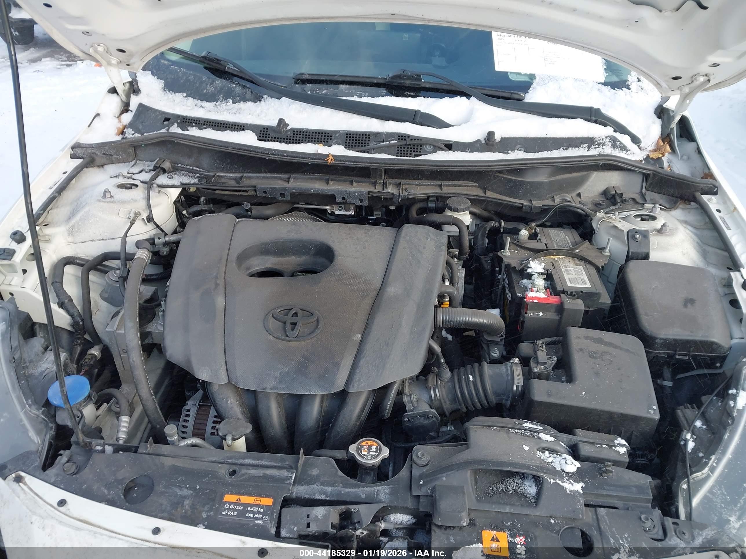 TOYOTA YARIS image 10