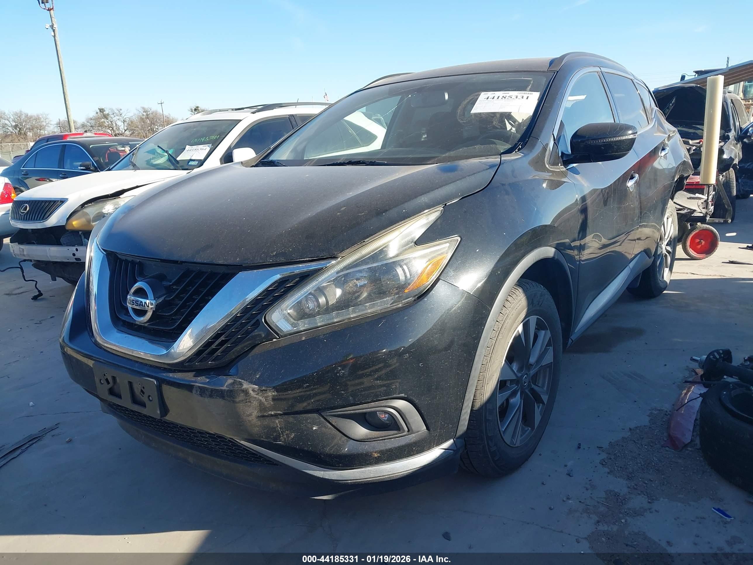 NISSAN MURANO image 2