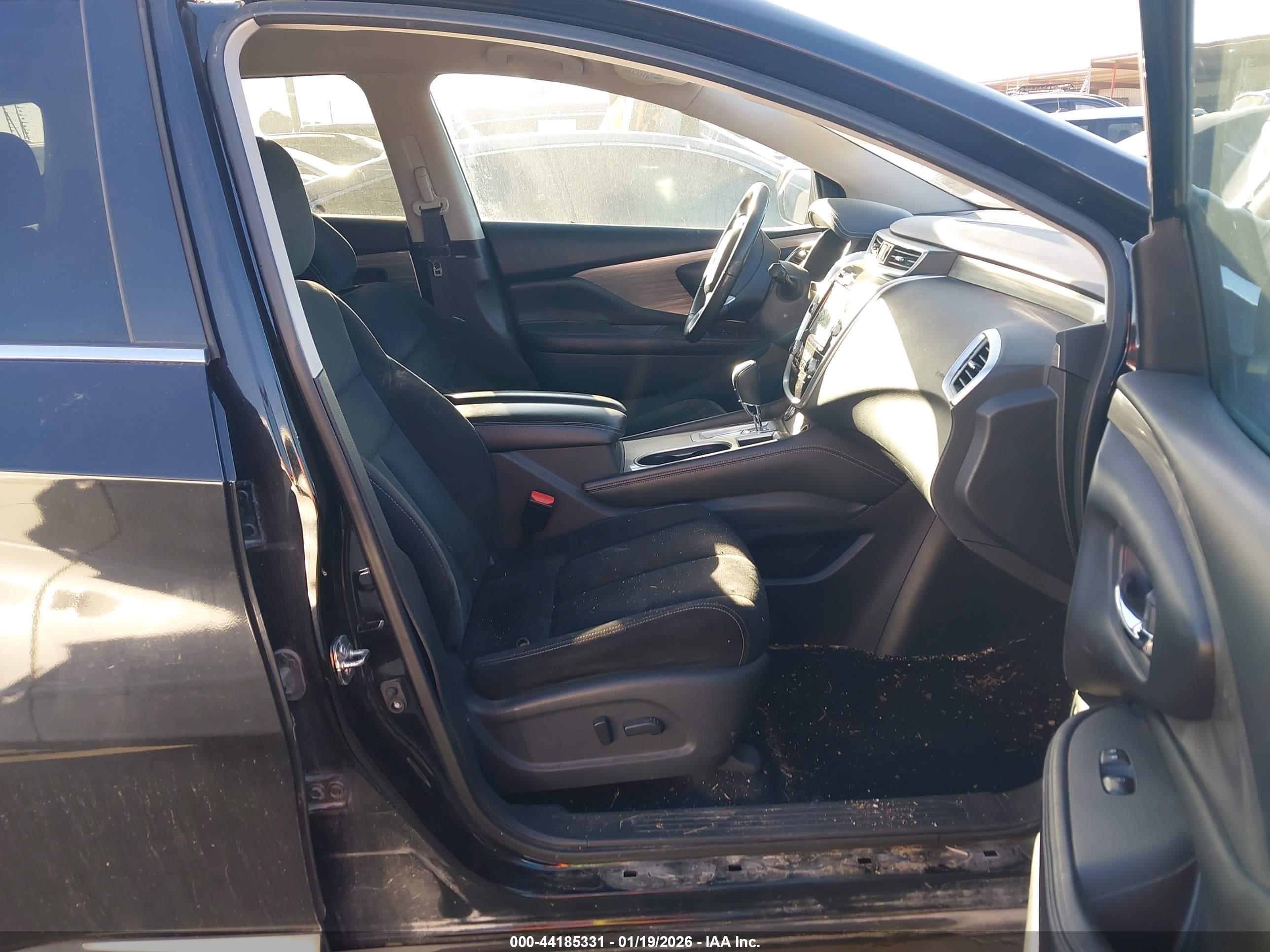 NISSAN MURANO image 5