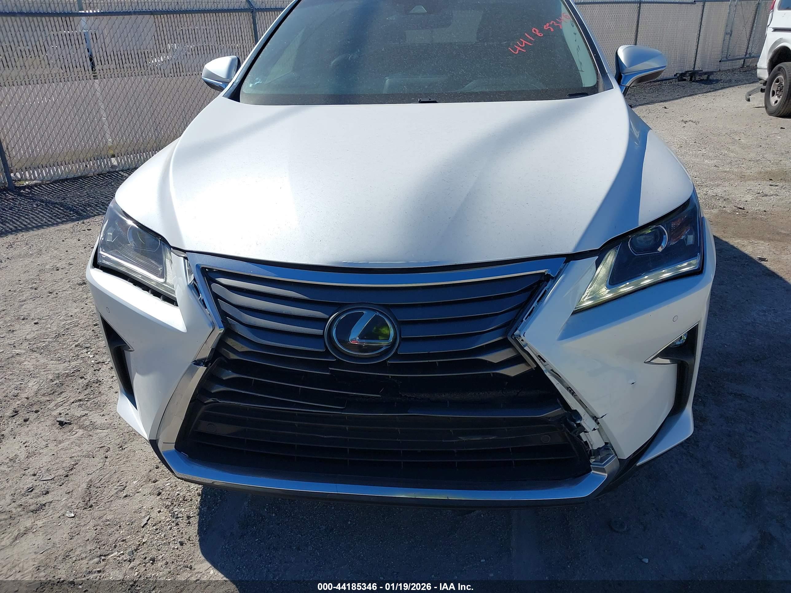 LEXUS RX image 6
