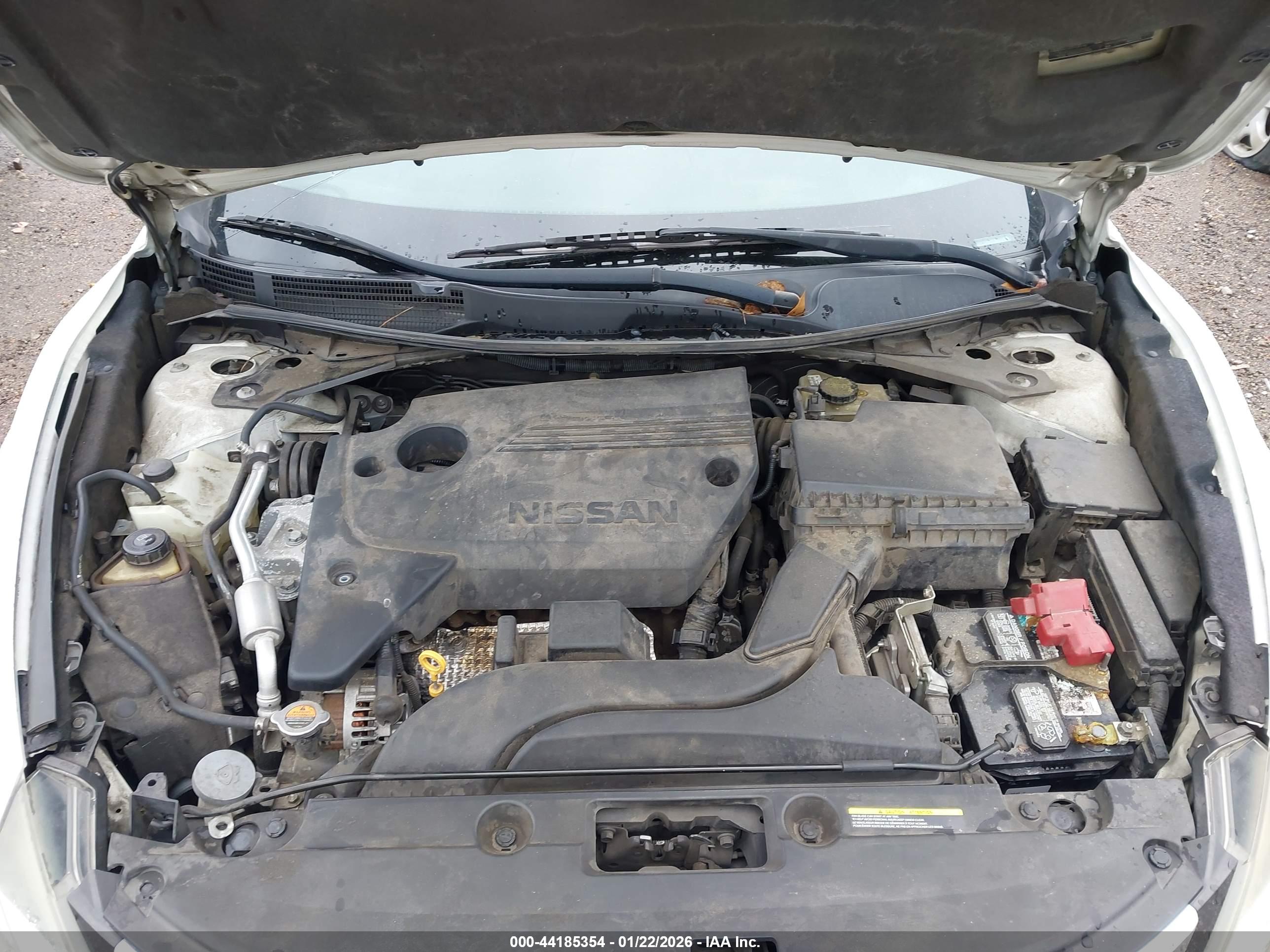 NISSAN ALTIMA image 10