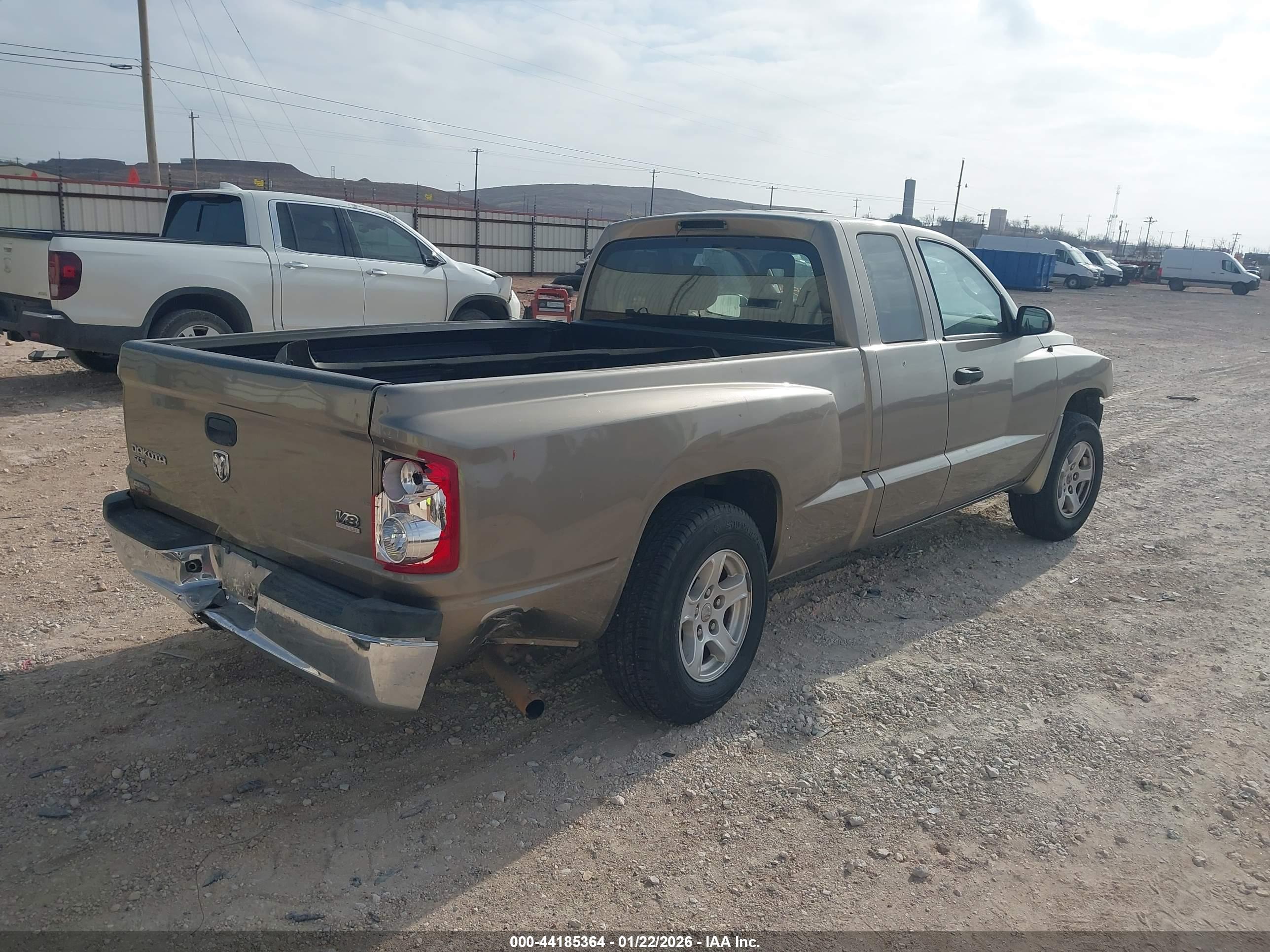 DODGE DAKOTA image 4