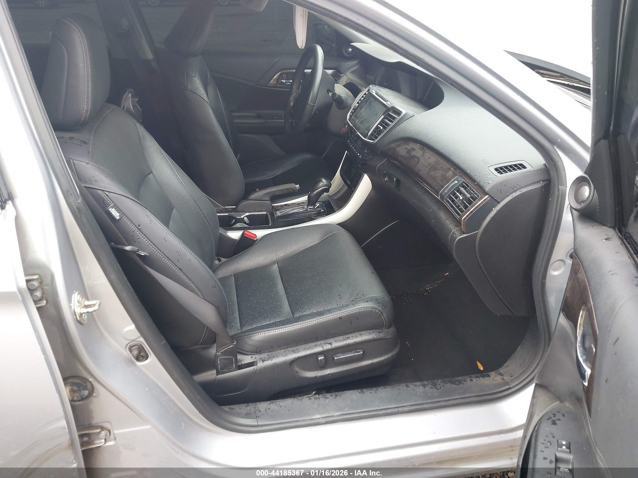 HONDA ACCORD image 5