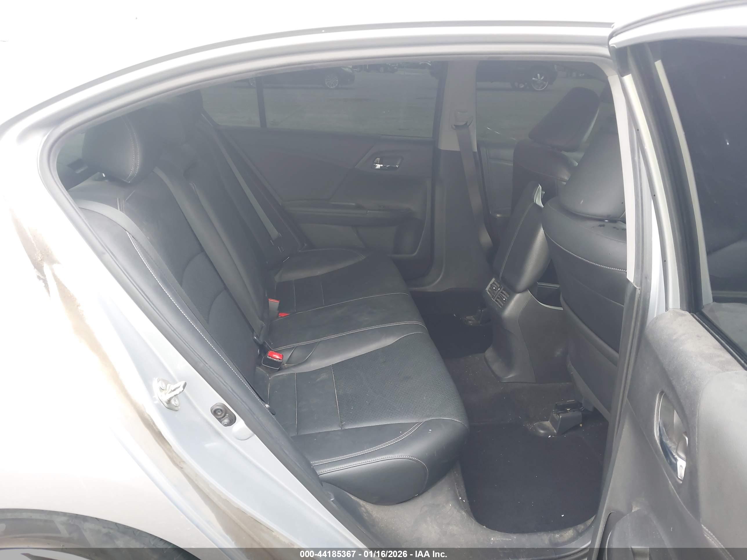 HONDA ACCORD image 8