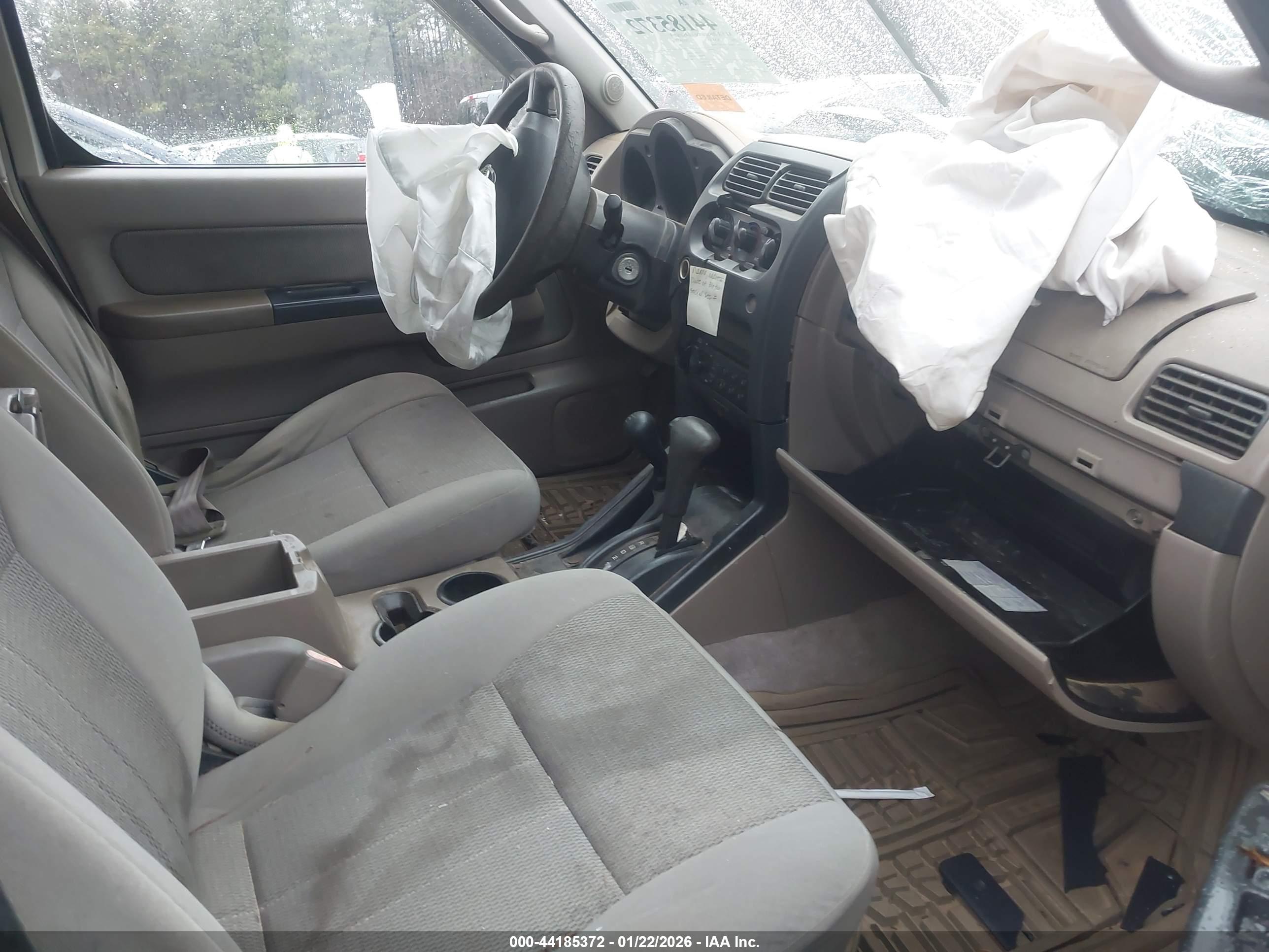 NISSAN FRONTIER image 5