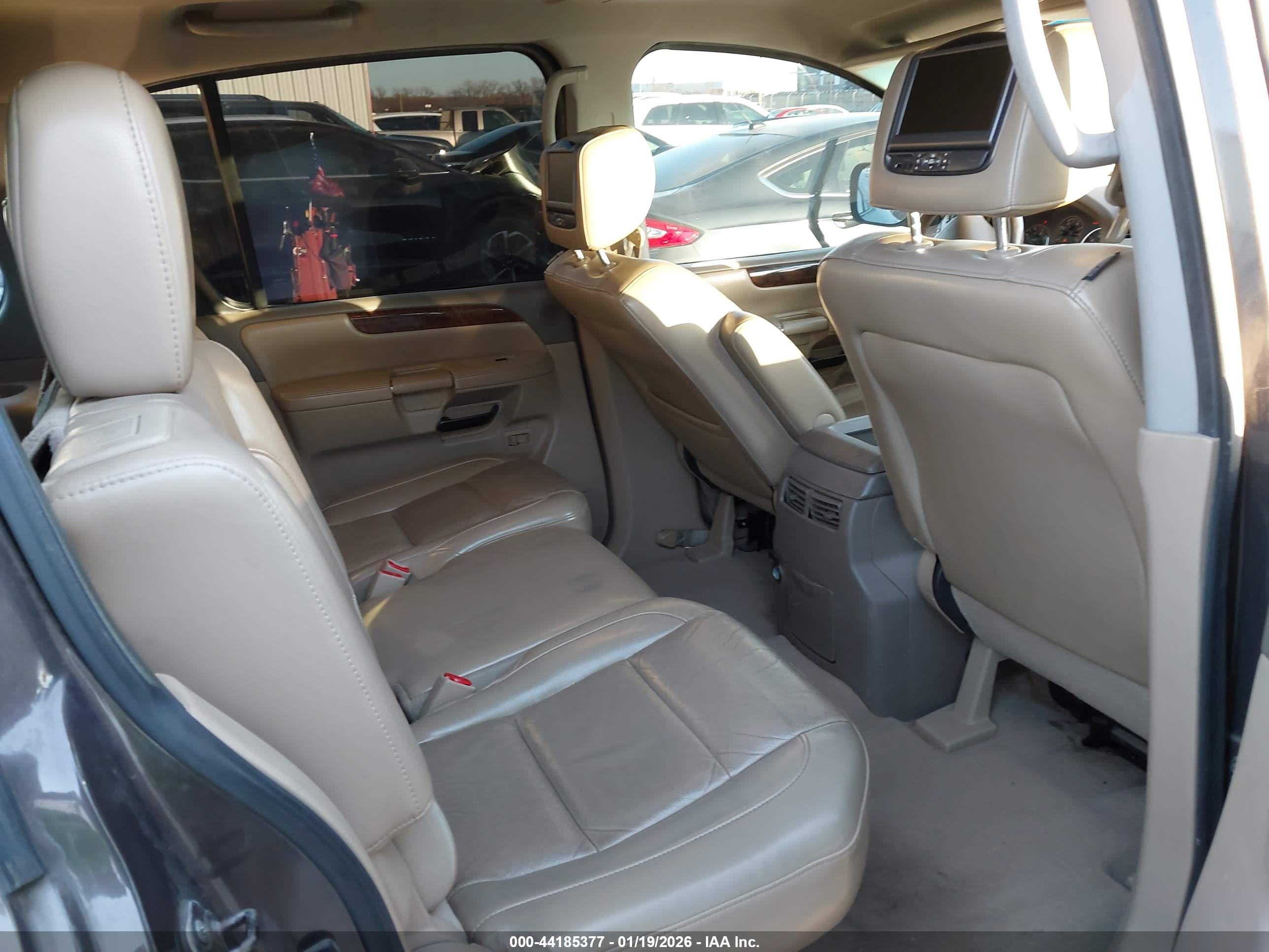 NISSAN ARMADA image 8