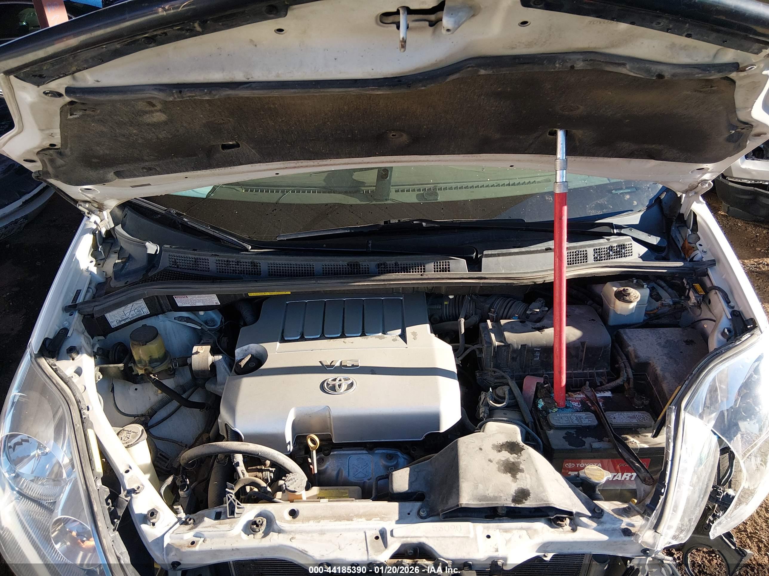 TOYOTA SIENNA image 10