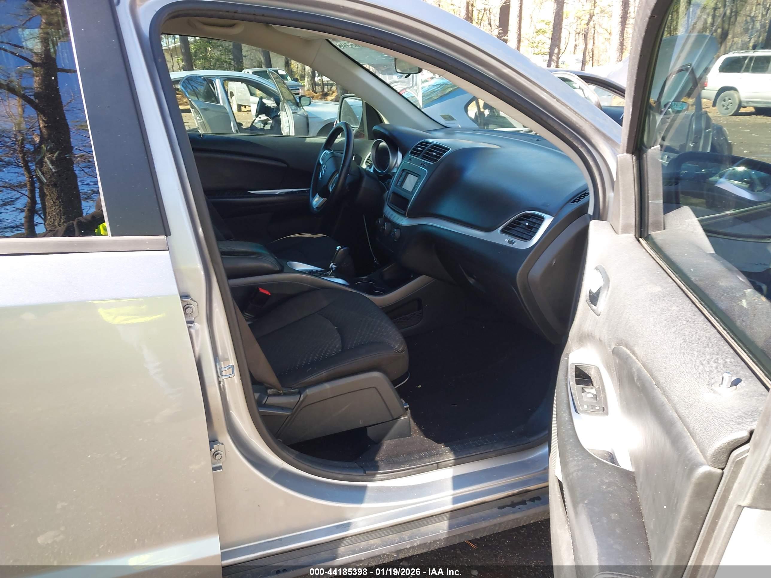 DODGE JOURNEY image 5
