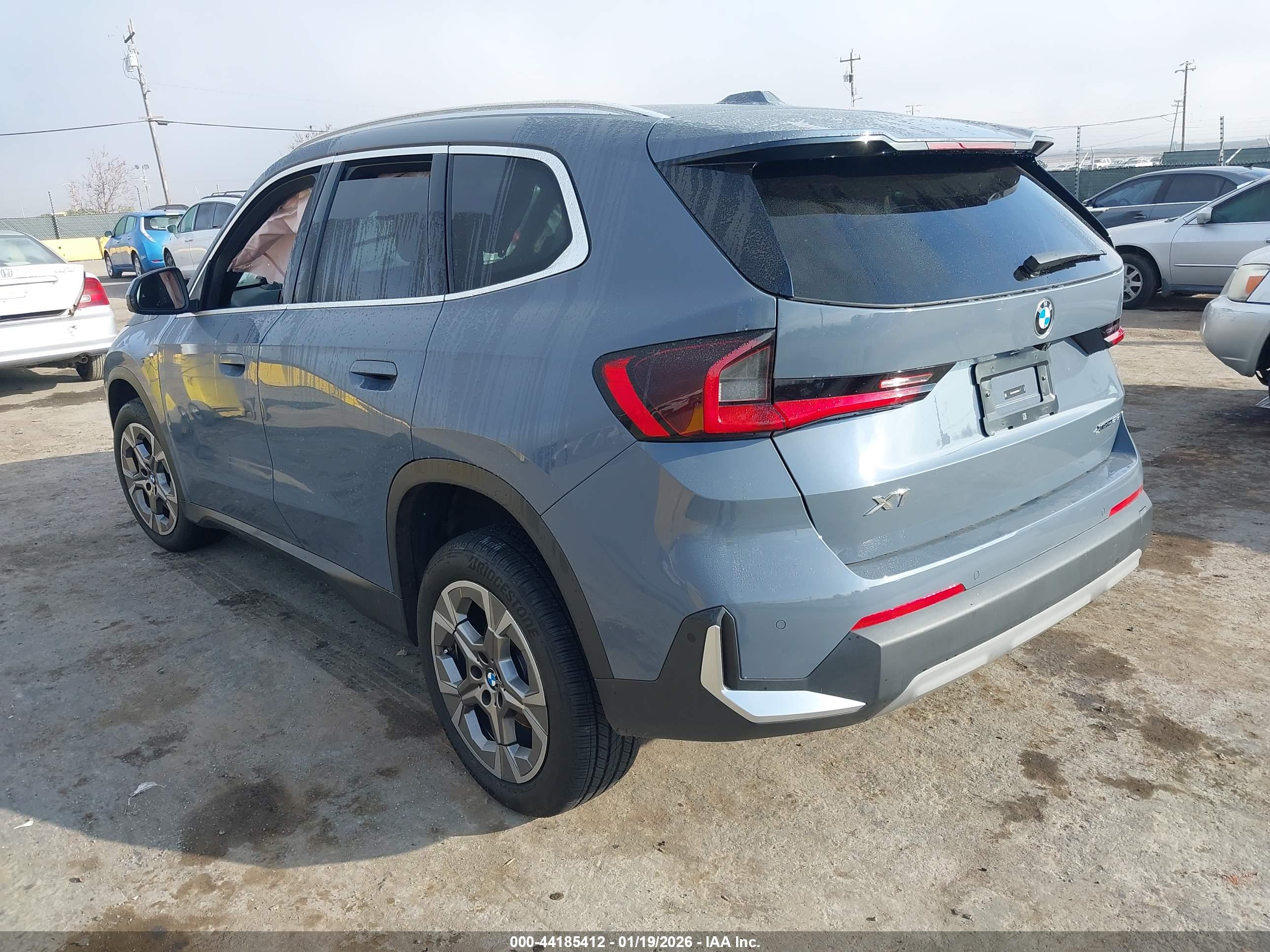 BMW X1 image 3