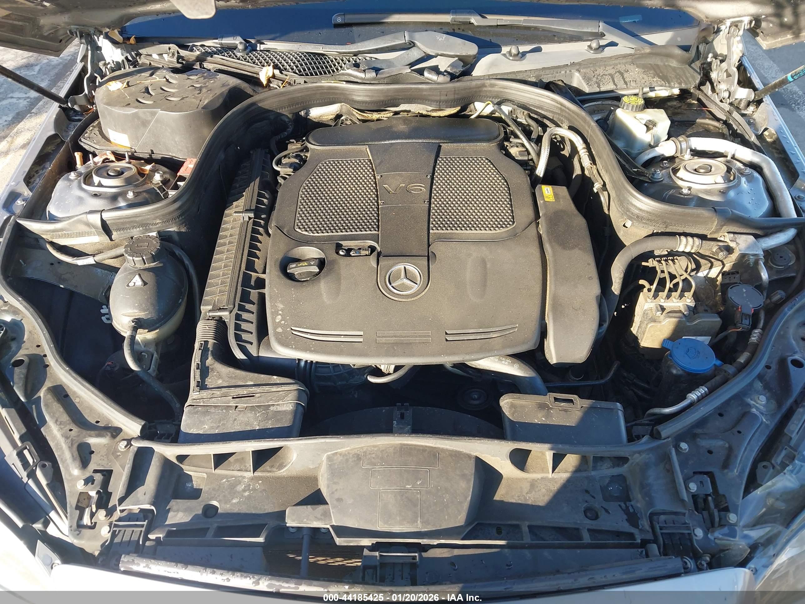 MERCEDES-BENZ E image 10
