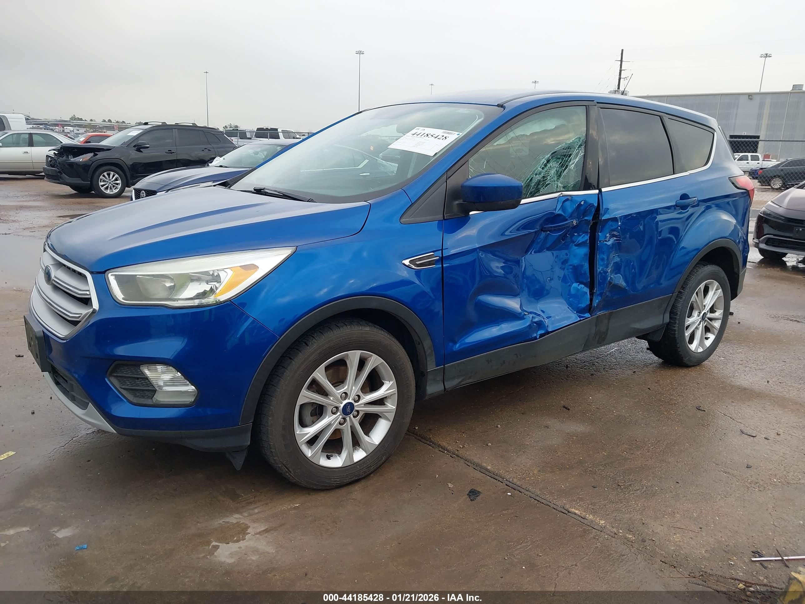 FORD ESCAPE image 2