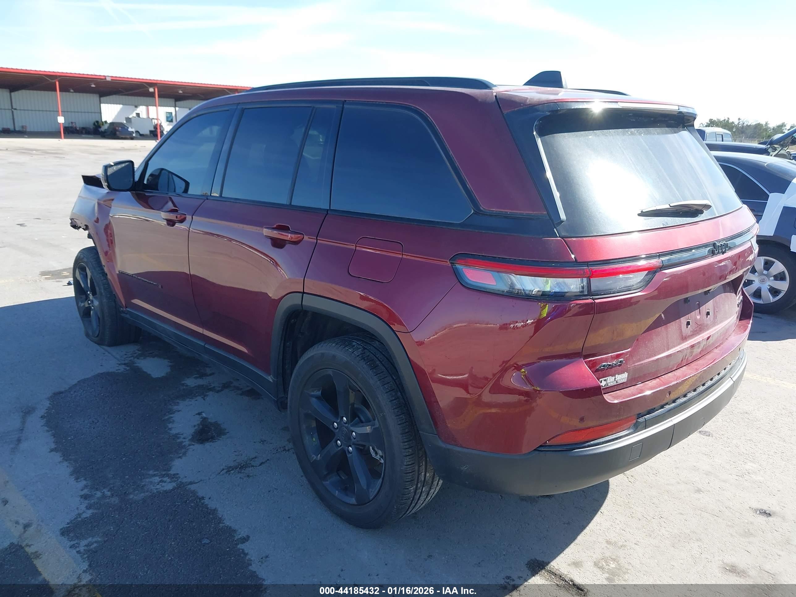 JEEP GRAND image 3
