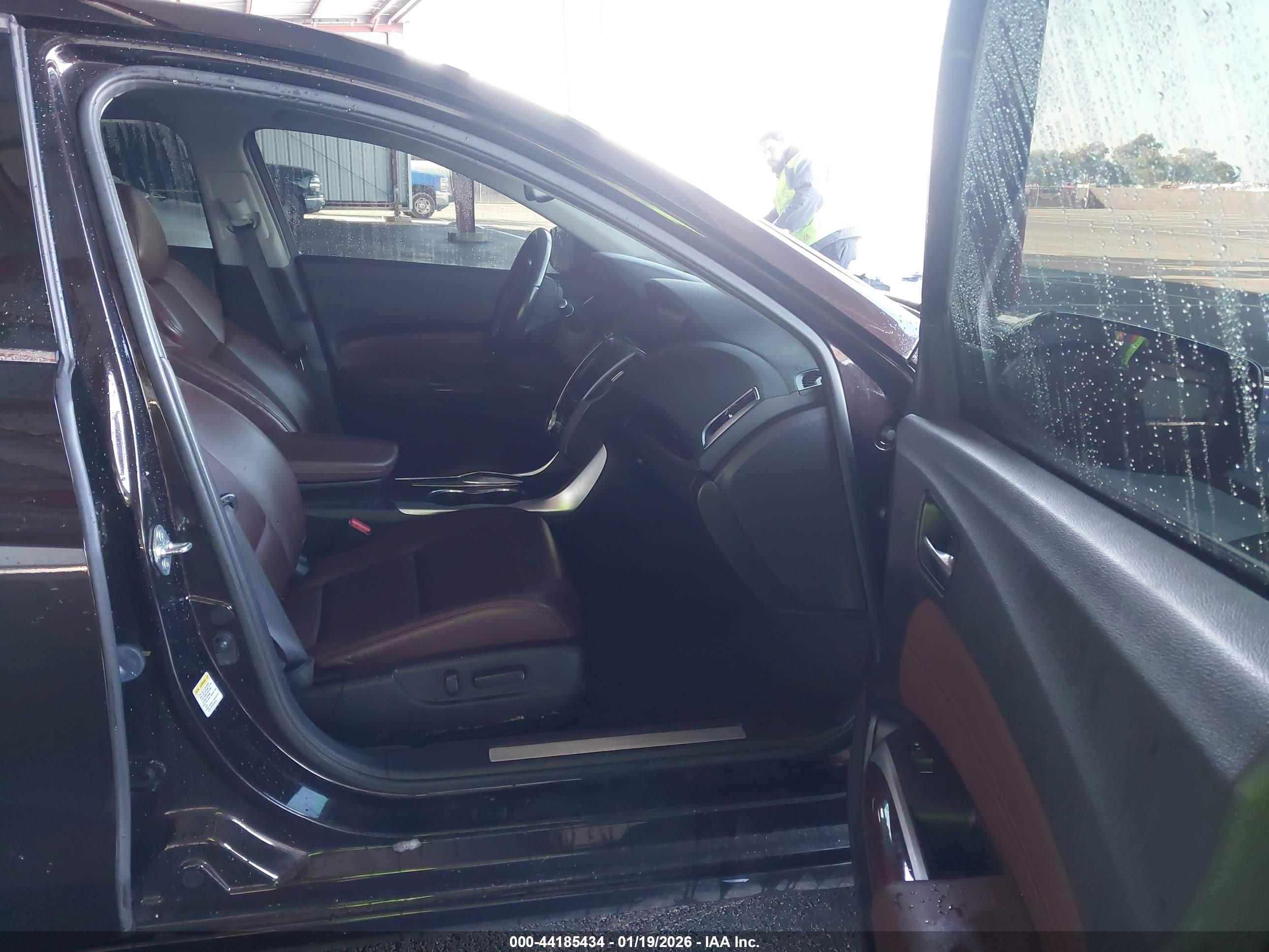 ACURA TLX image 5