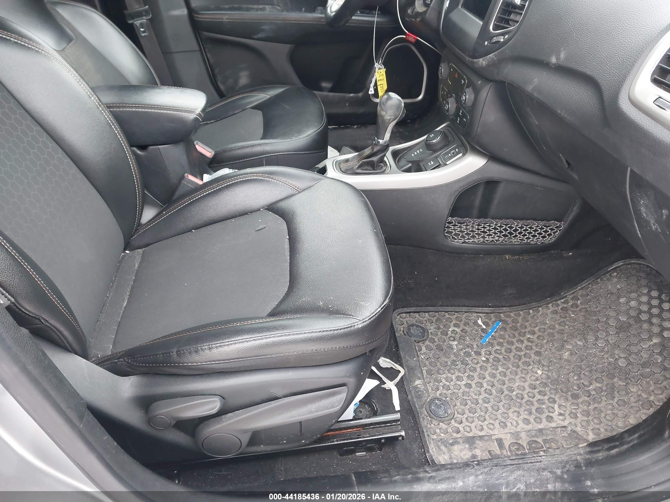 JEEP COMPASS image 5