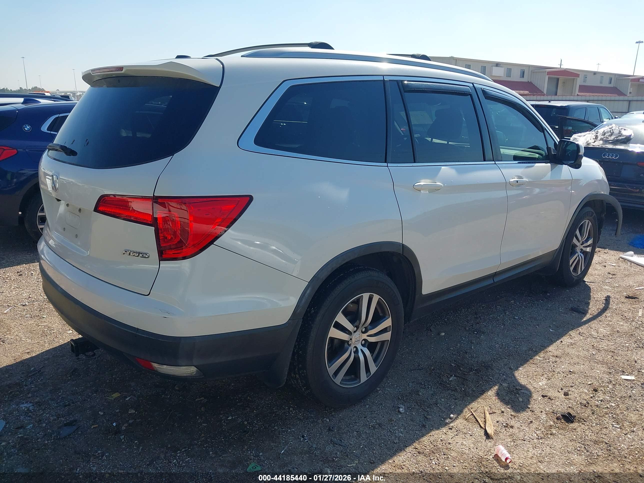HONDA PILOT image 4