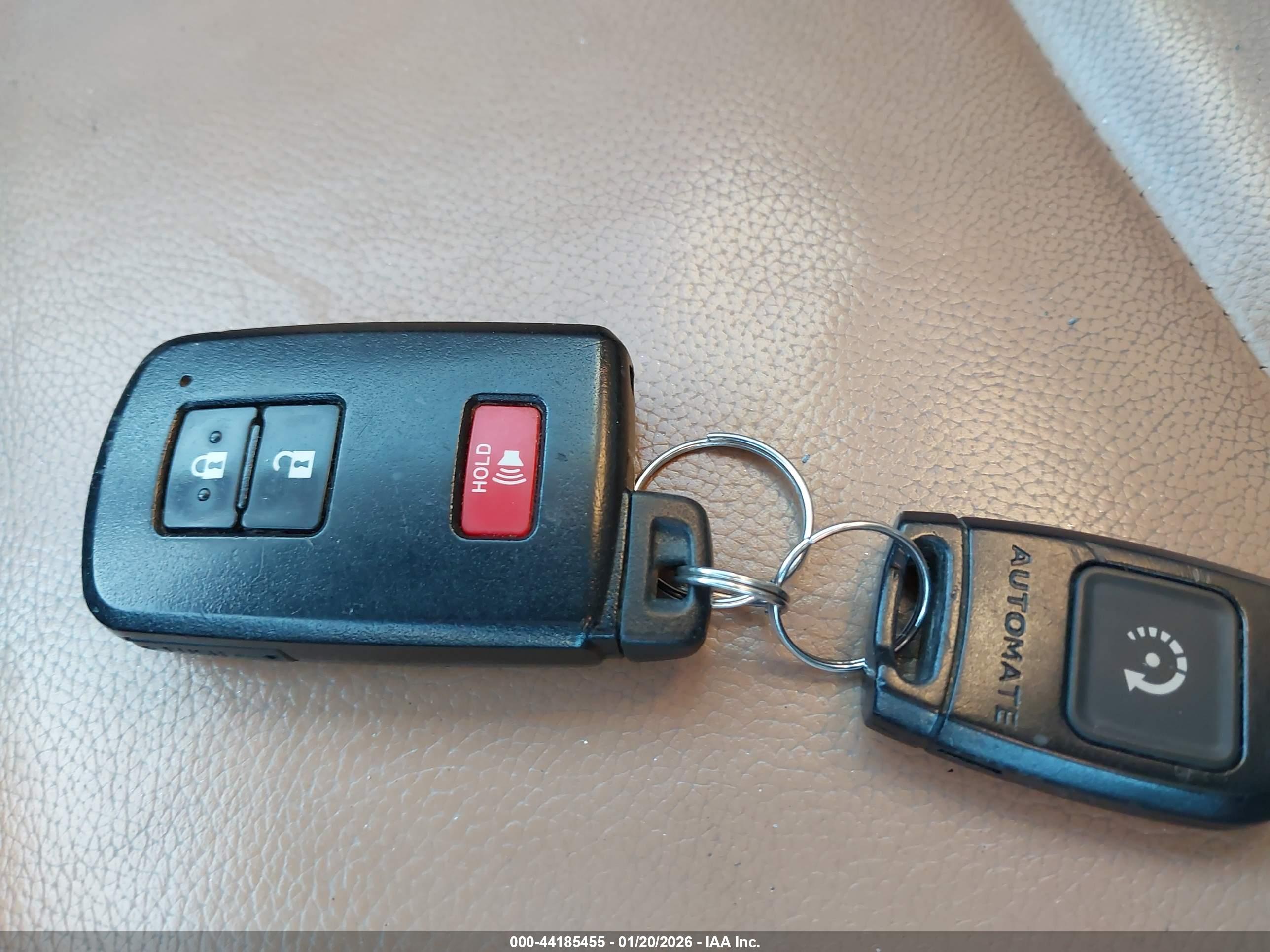 TOYOTA RAV4 image 11