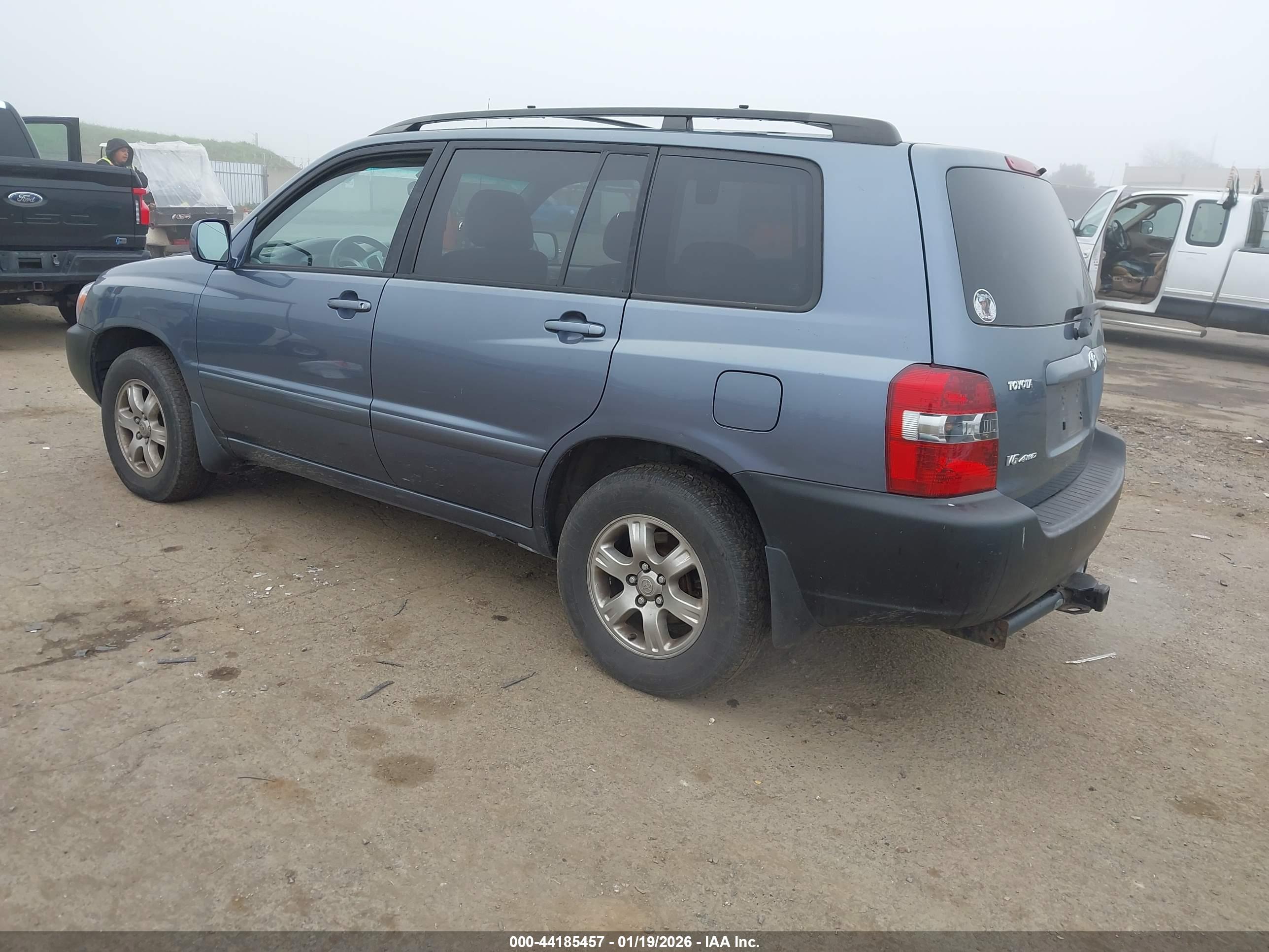TOYOTA HIGHLANDER image 3