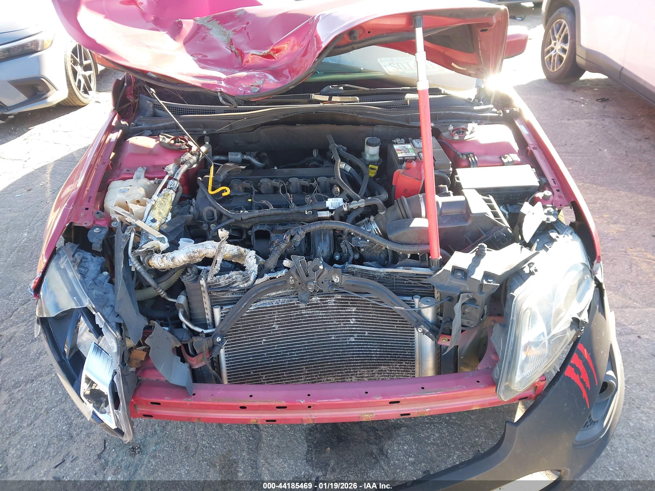 FORD FUSION image 10