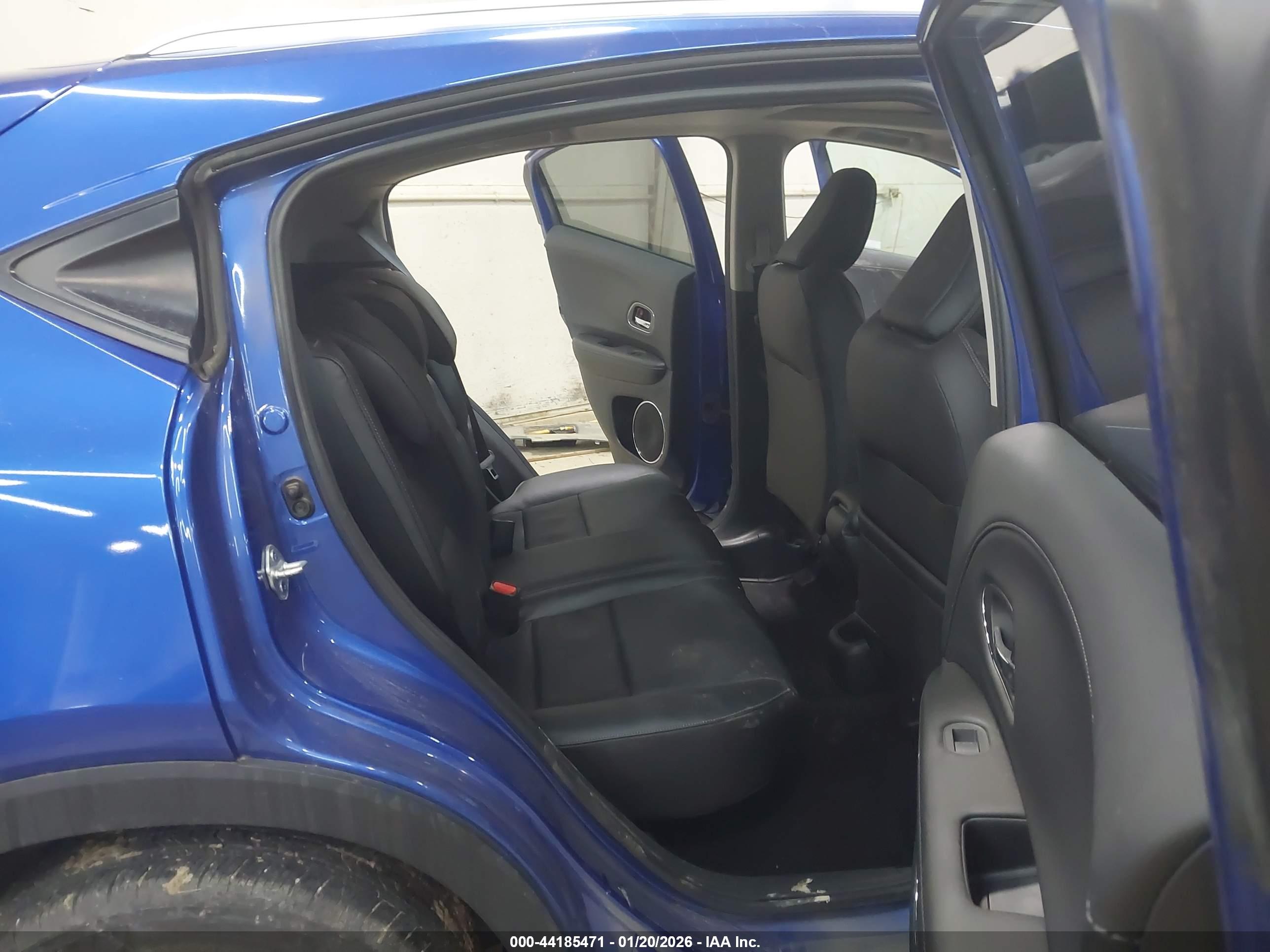 HONDA HR-V image 8