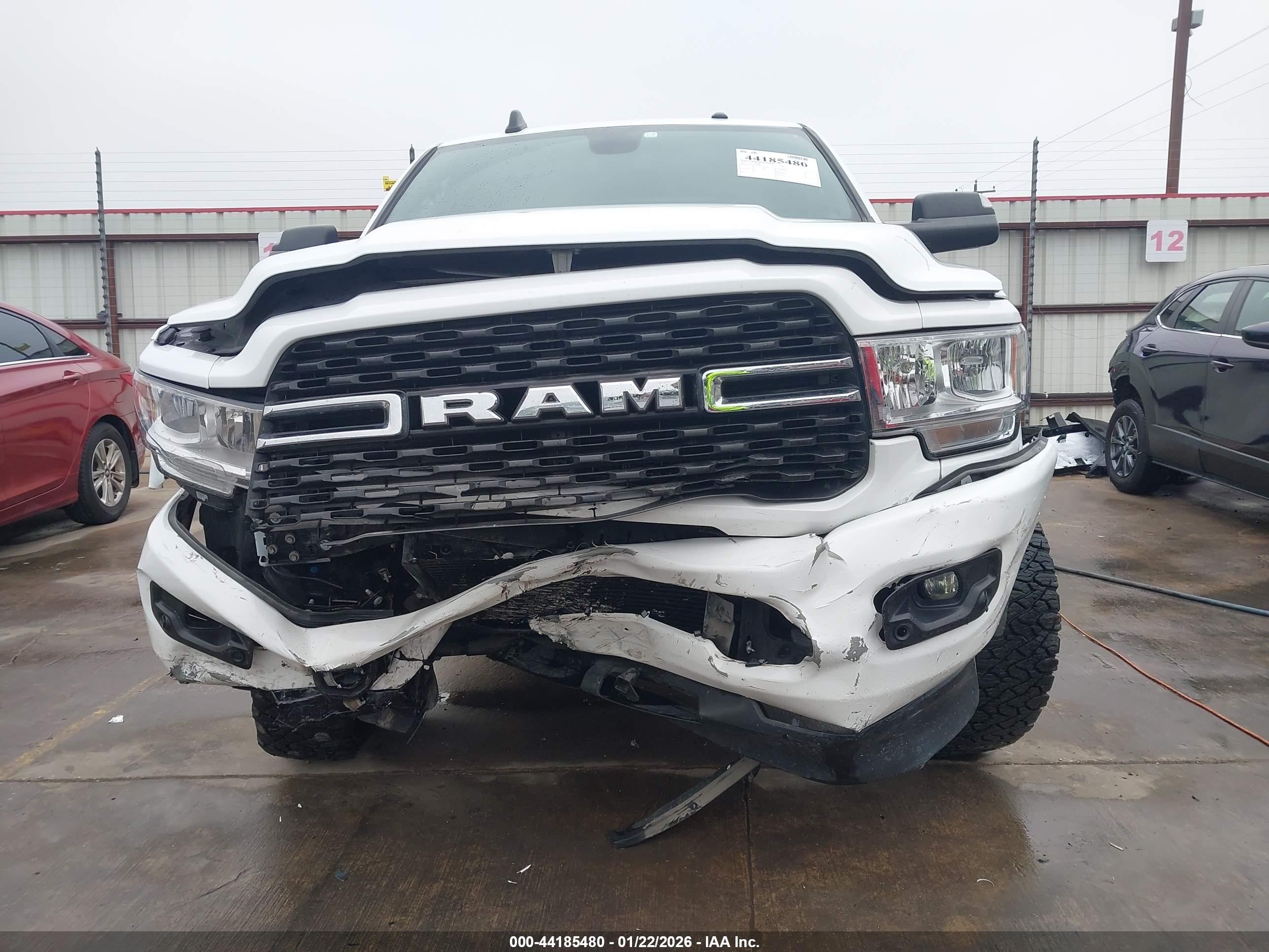 RAM 2500 image 6