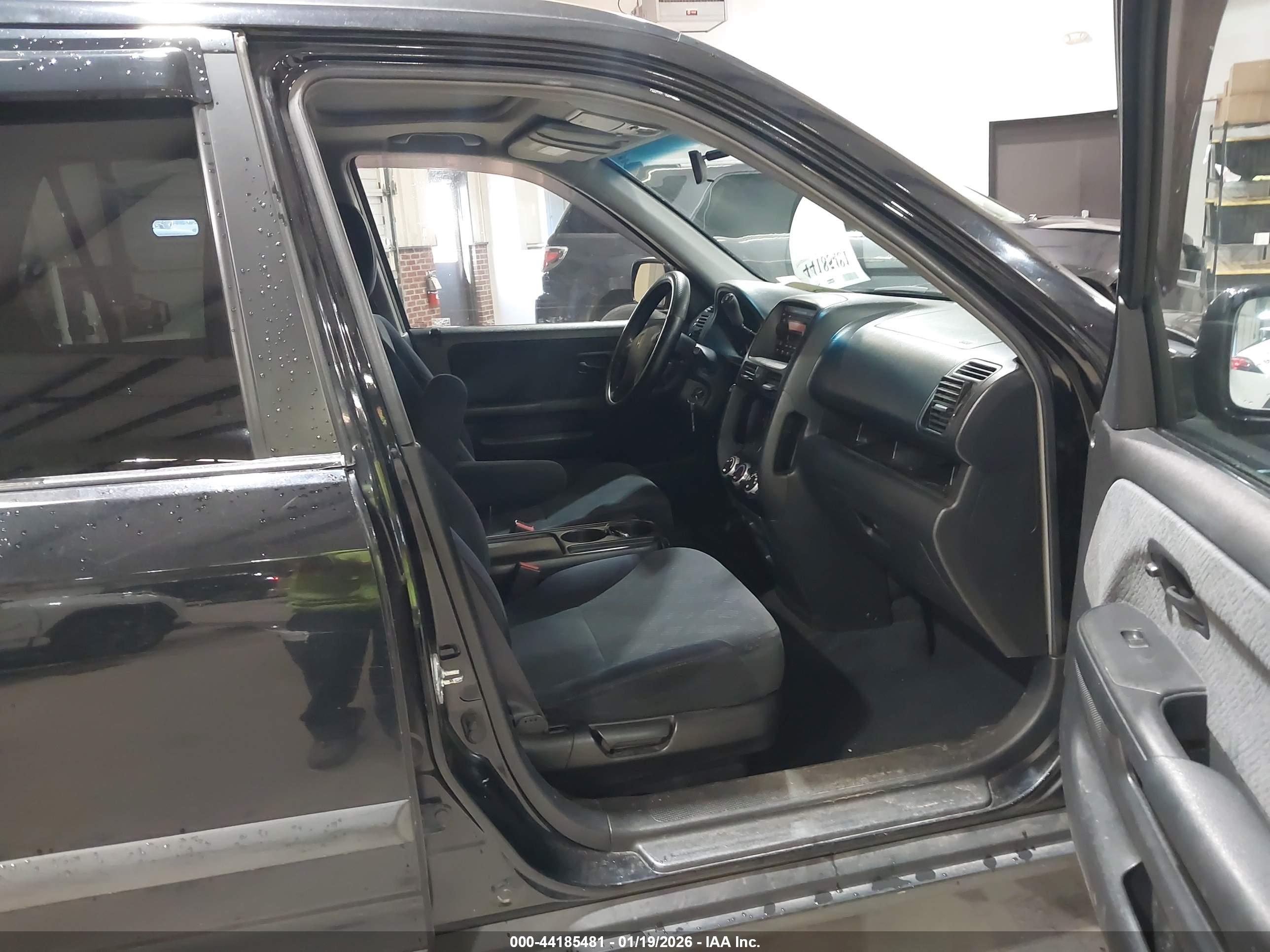 HONDA CR-V image 5