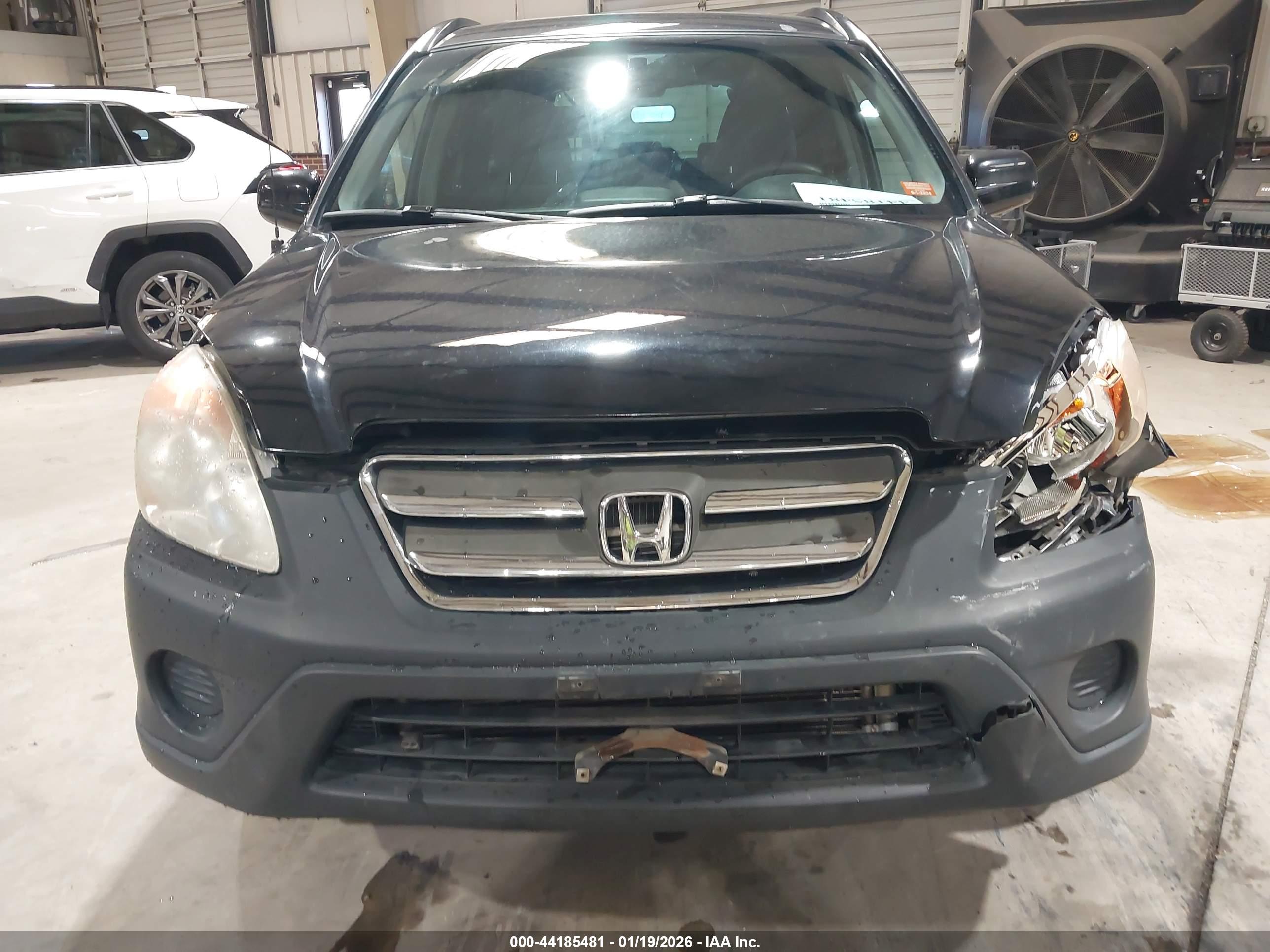HONDA CR-V image 6
