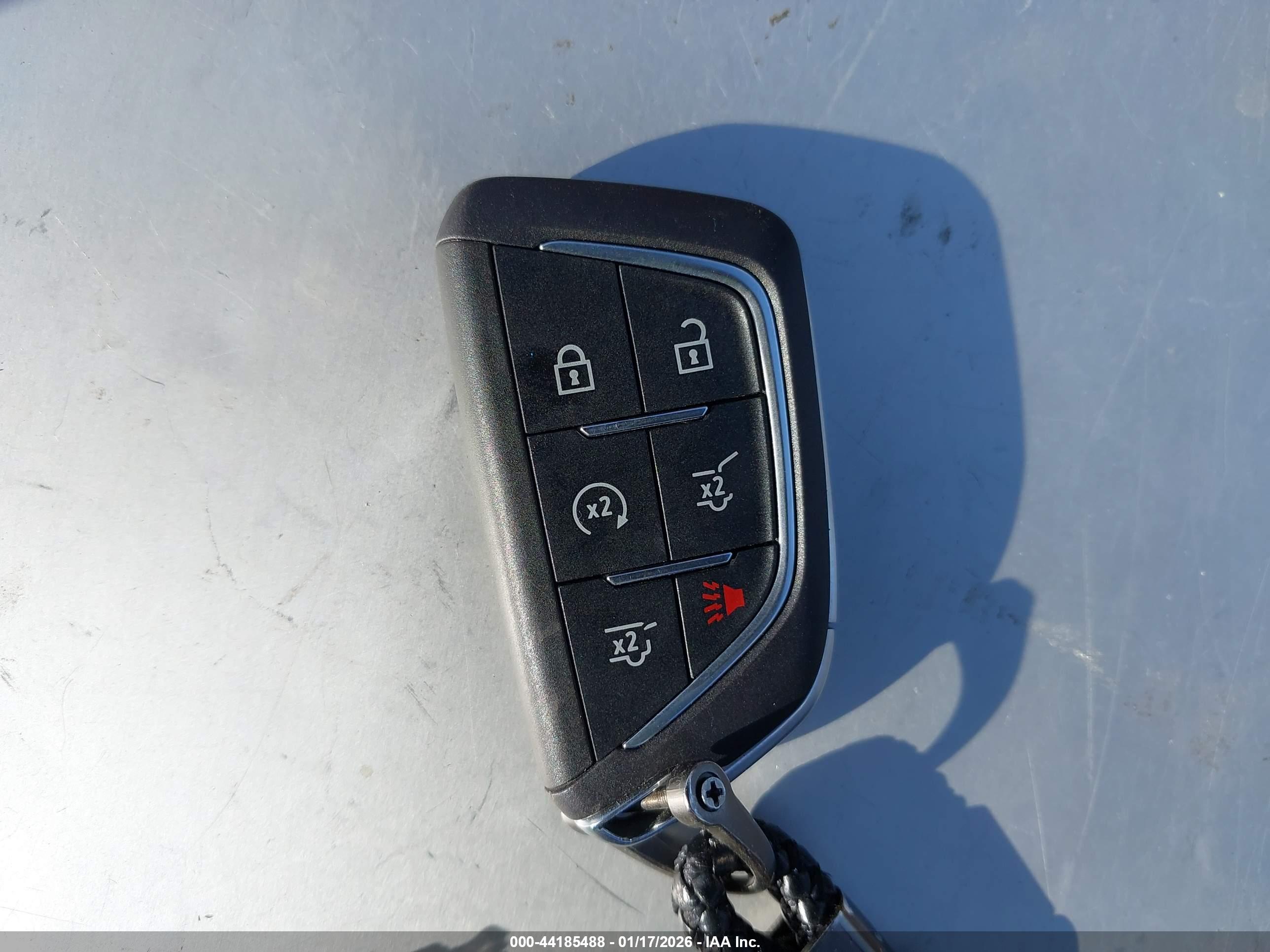CADILLAC ESCALADE image 11