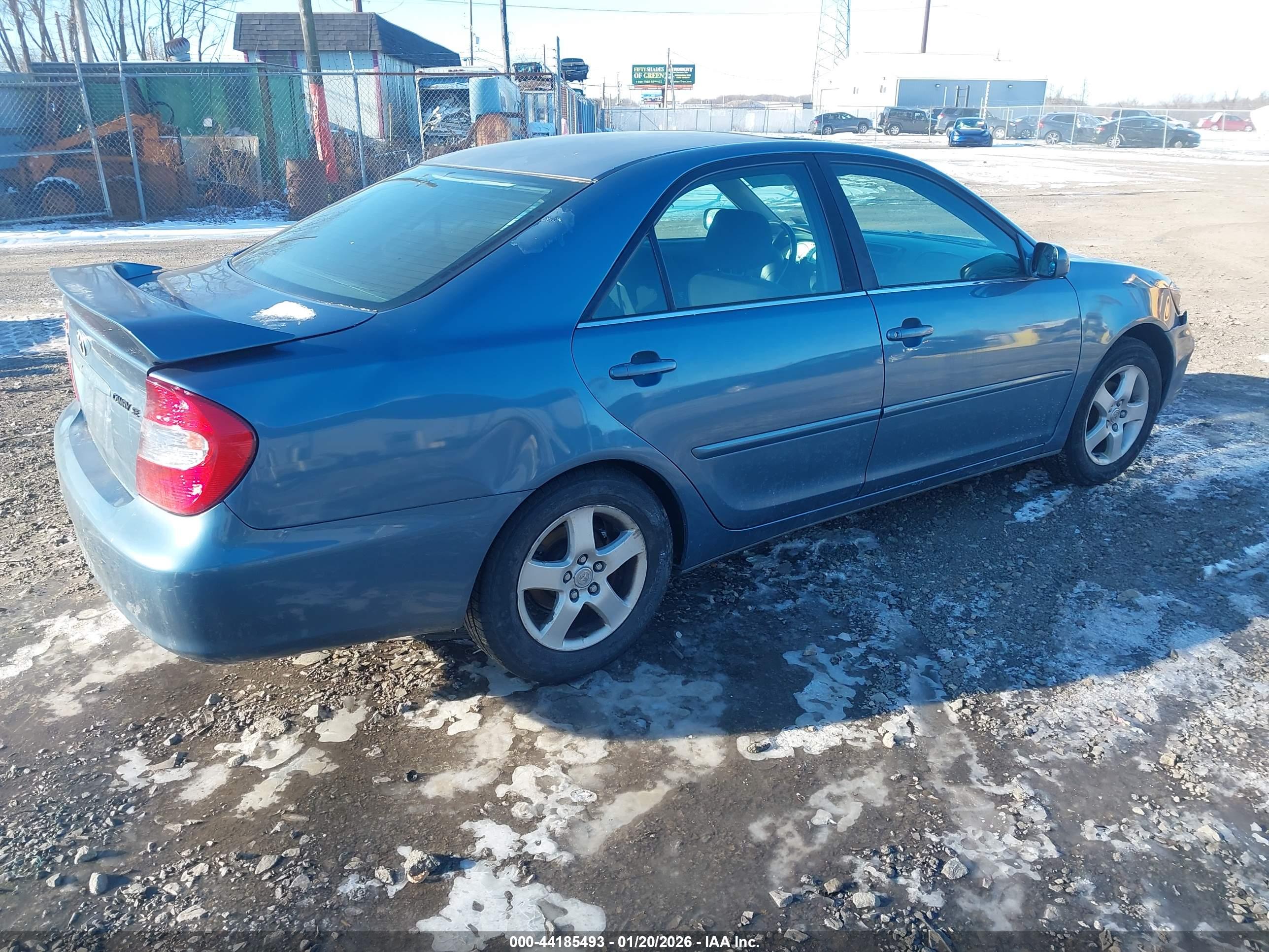 TOYOTA CAMRY image 4
