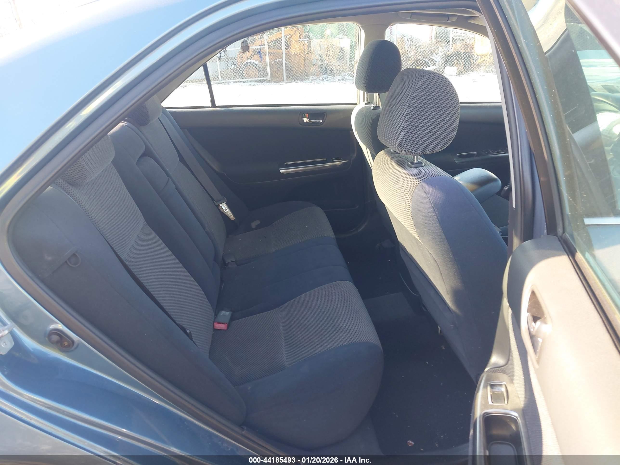 TOYOTA CAMRY image 8
