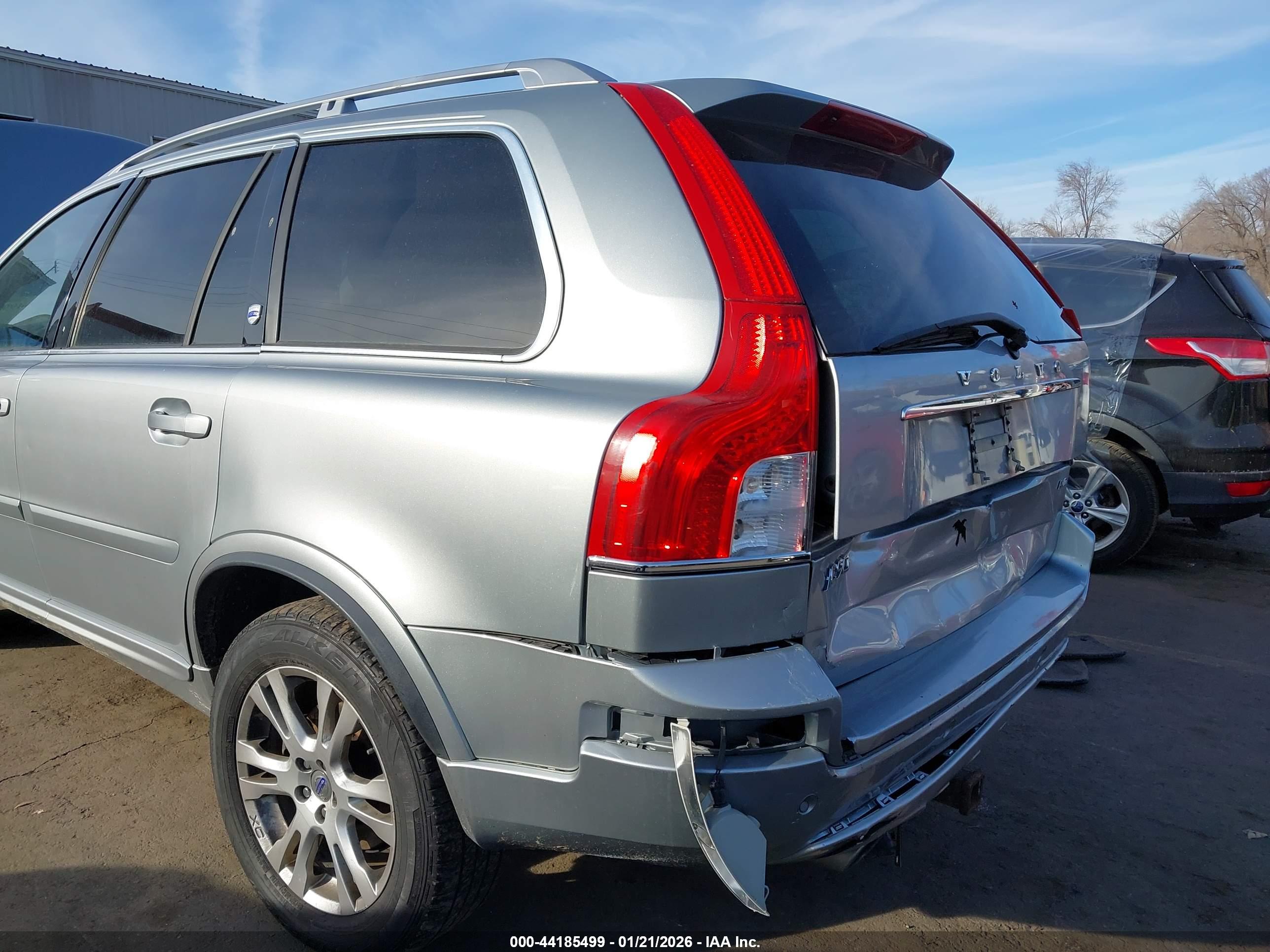 VOLVO XC90 image 6