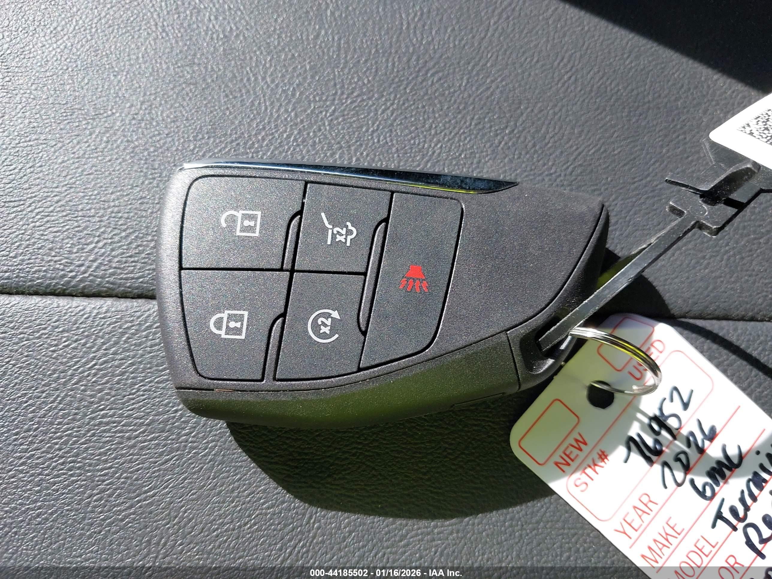 GMC TERRAIN image 11