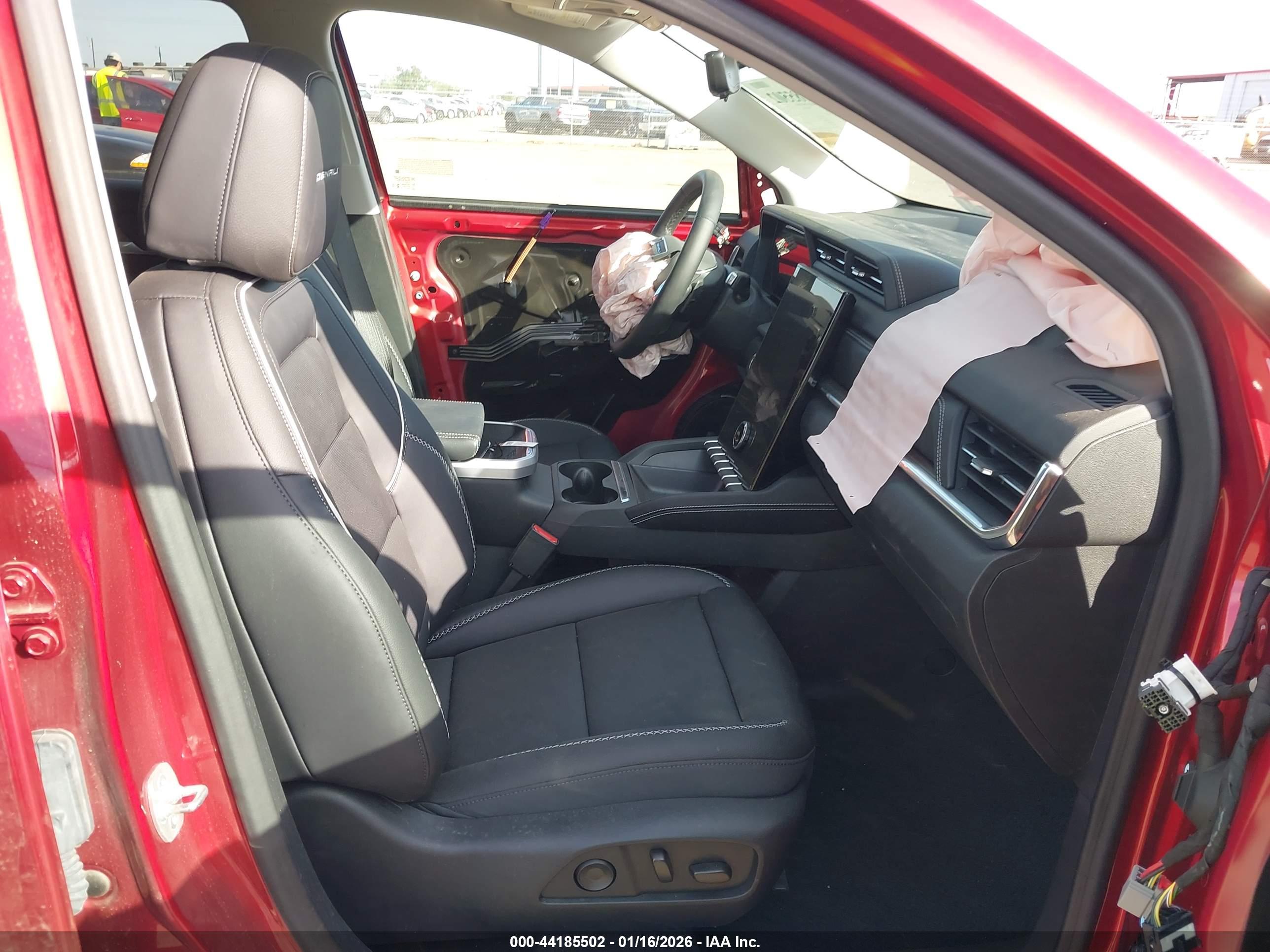 GMC TERRAIN image 5