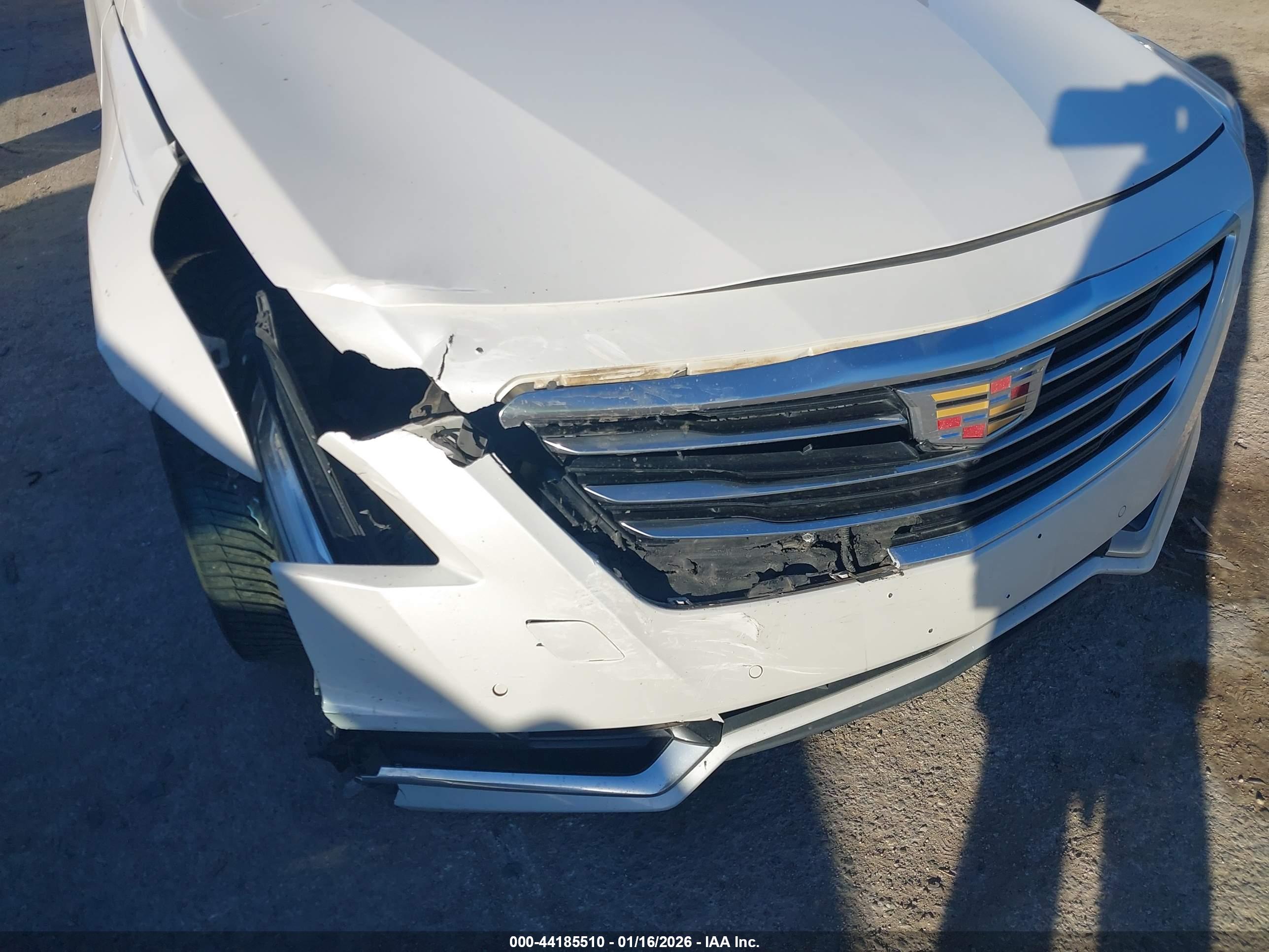 CADILLAC CT6 image 6