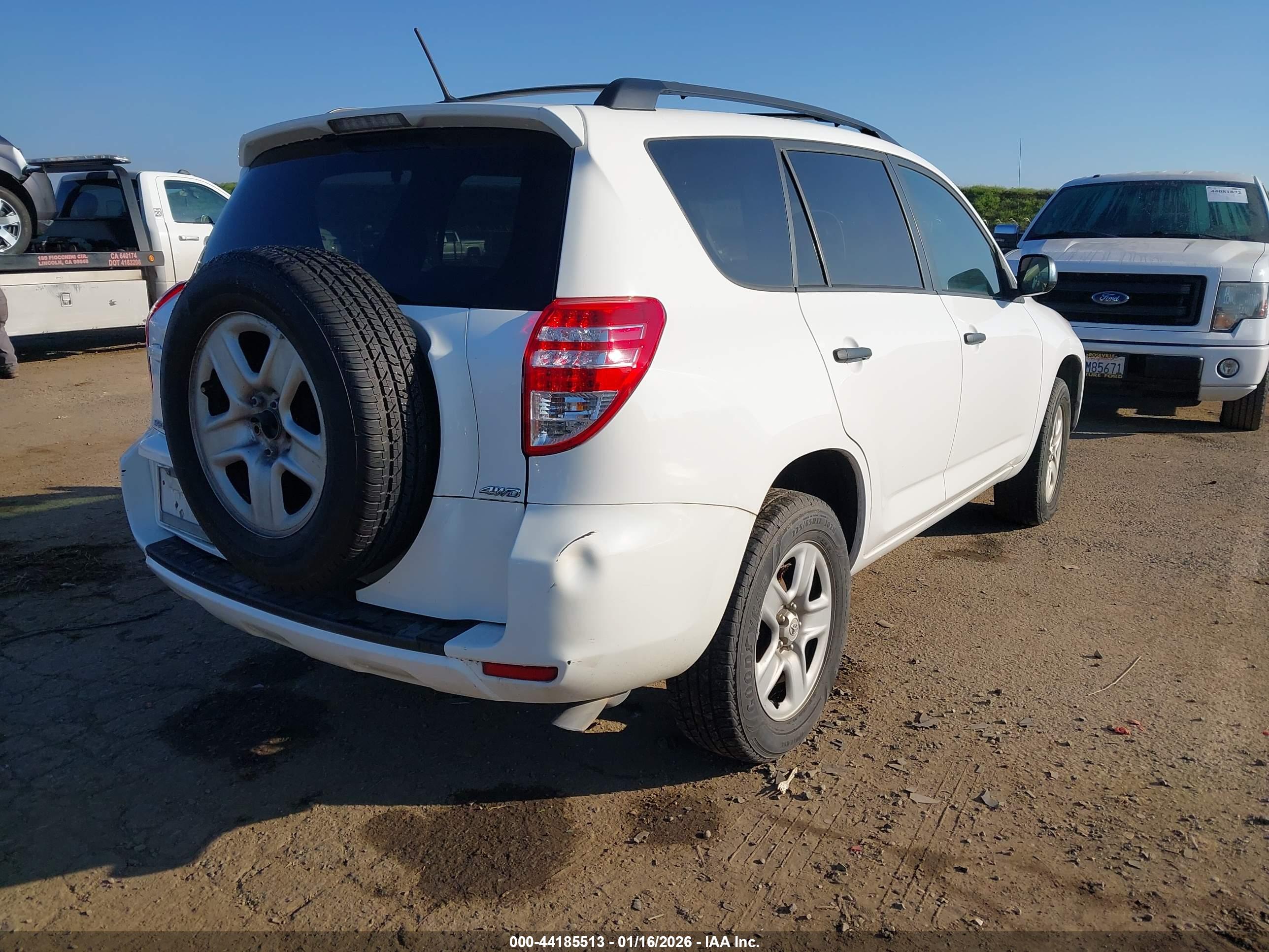 TOYOTA RAV4 image 4