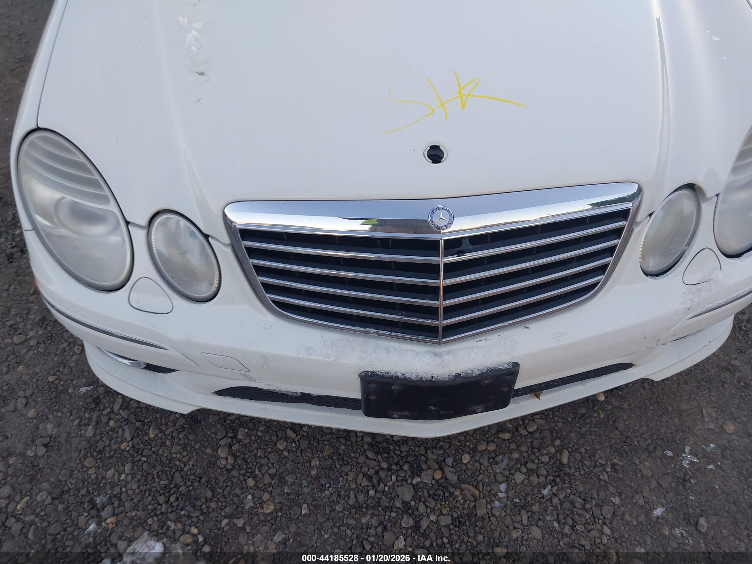 MERCEDES-BENZ E image 6