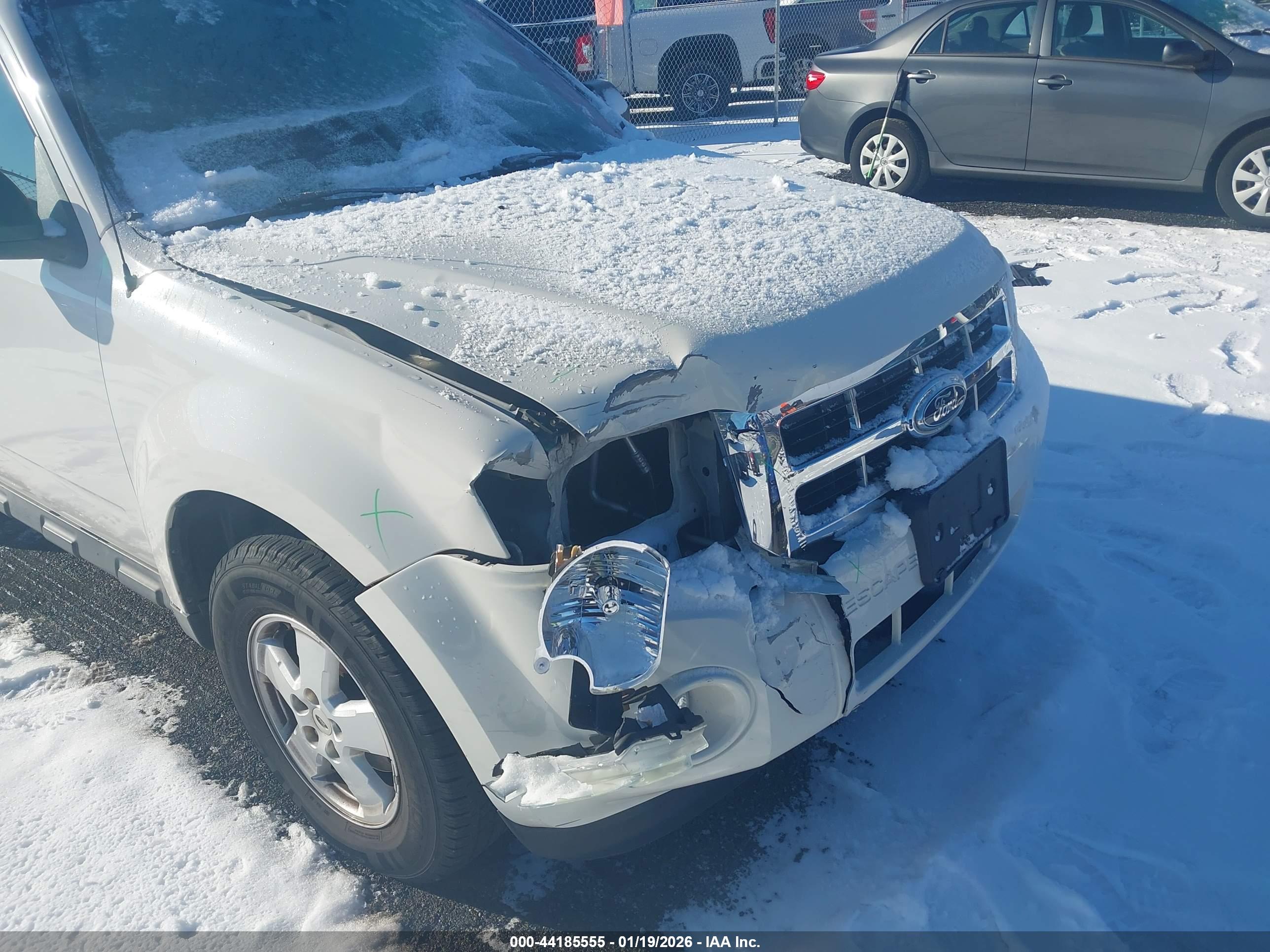 FORD ESCAPE image 6