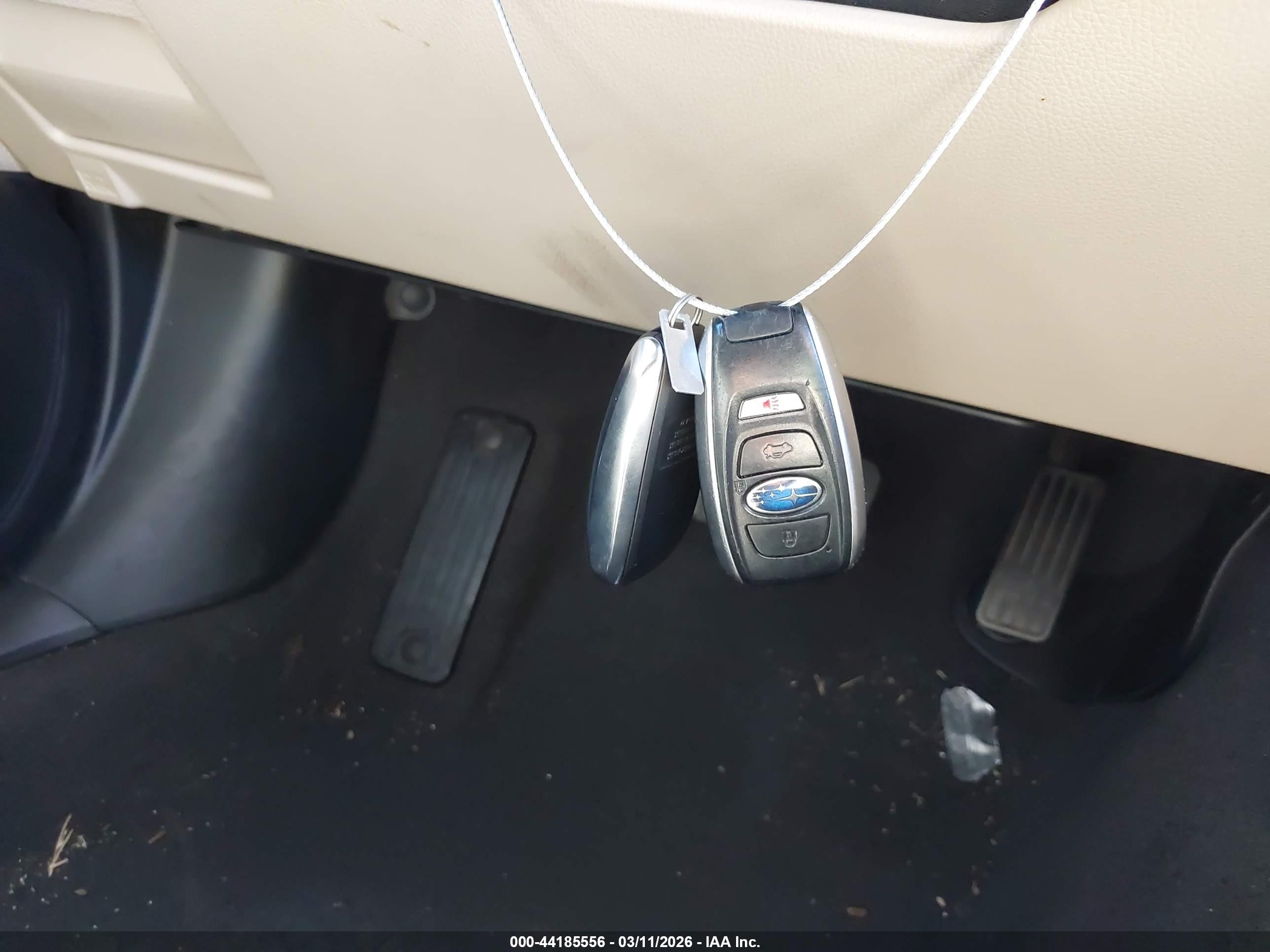 SUBARU OUTBACK image 11