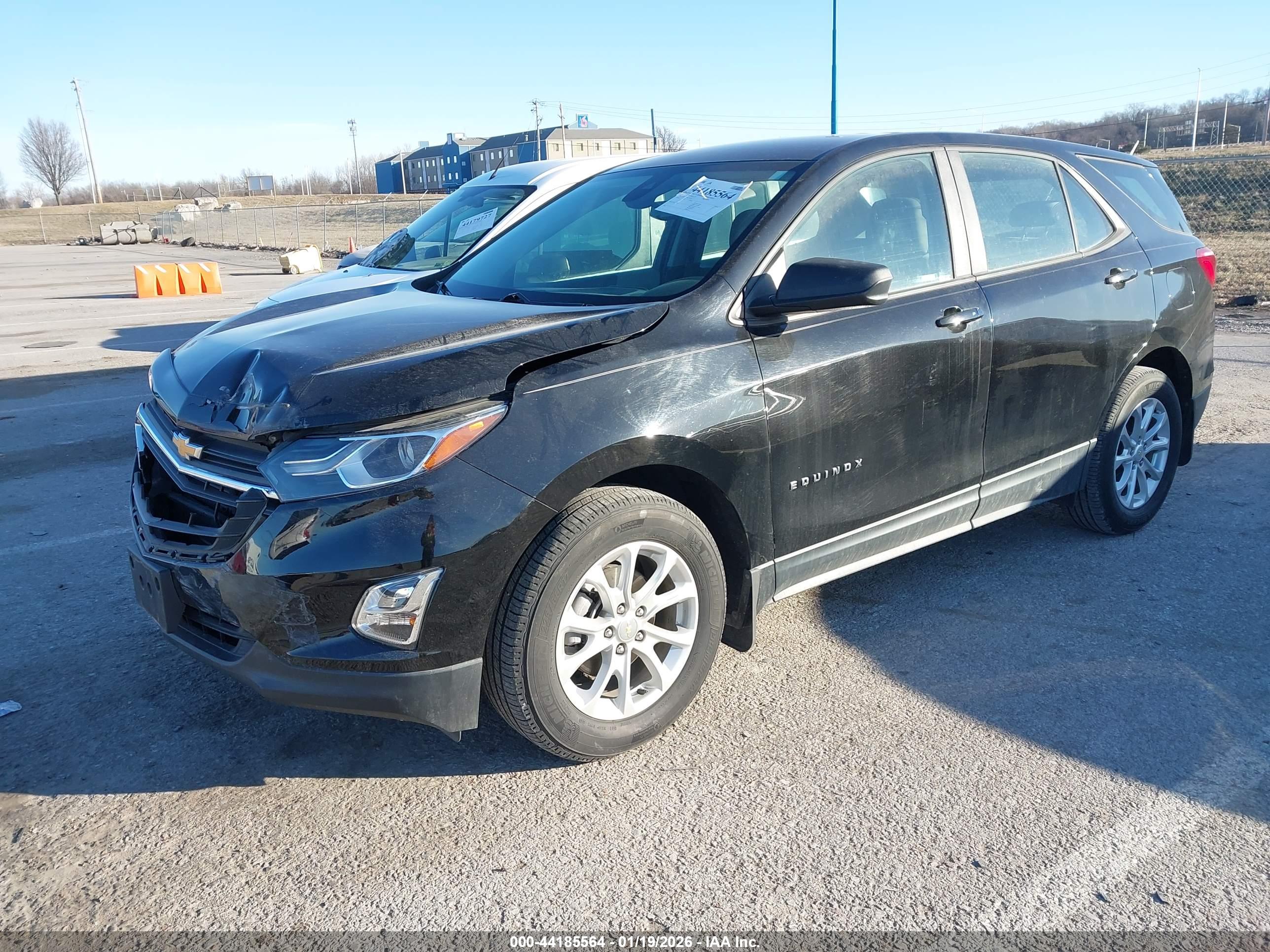 CHEVROLET EQUINOX image 2