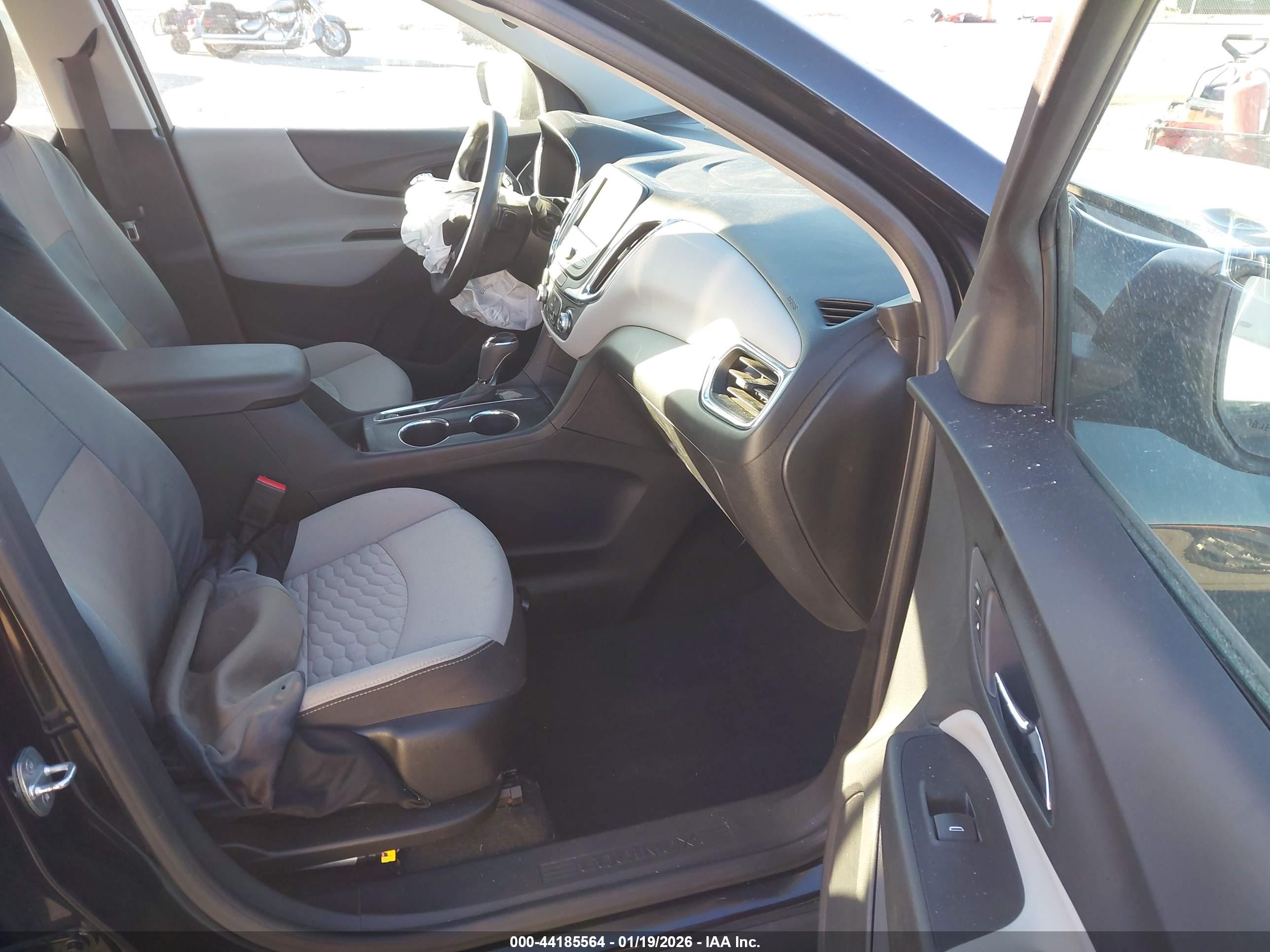 CHEVROLET EQUINOX image 5