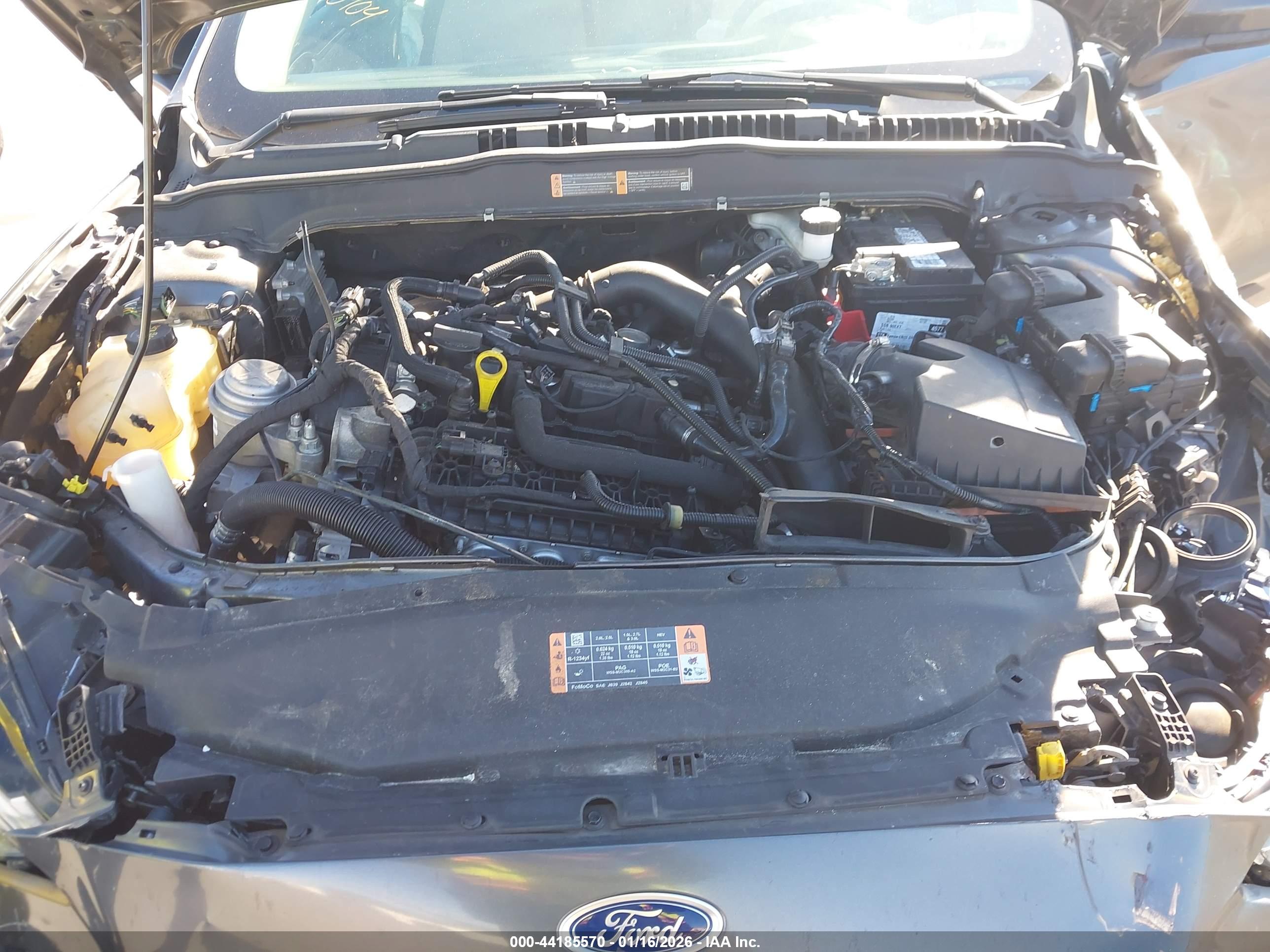FORD FUSION image 10